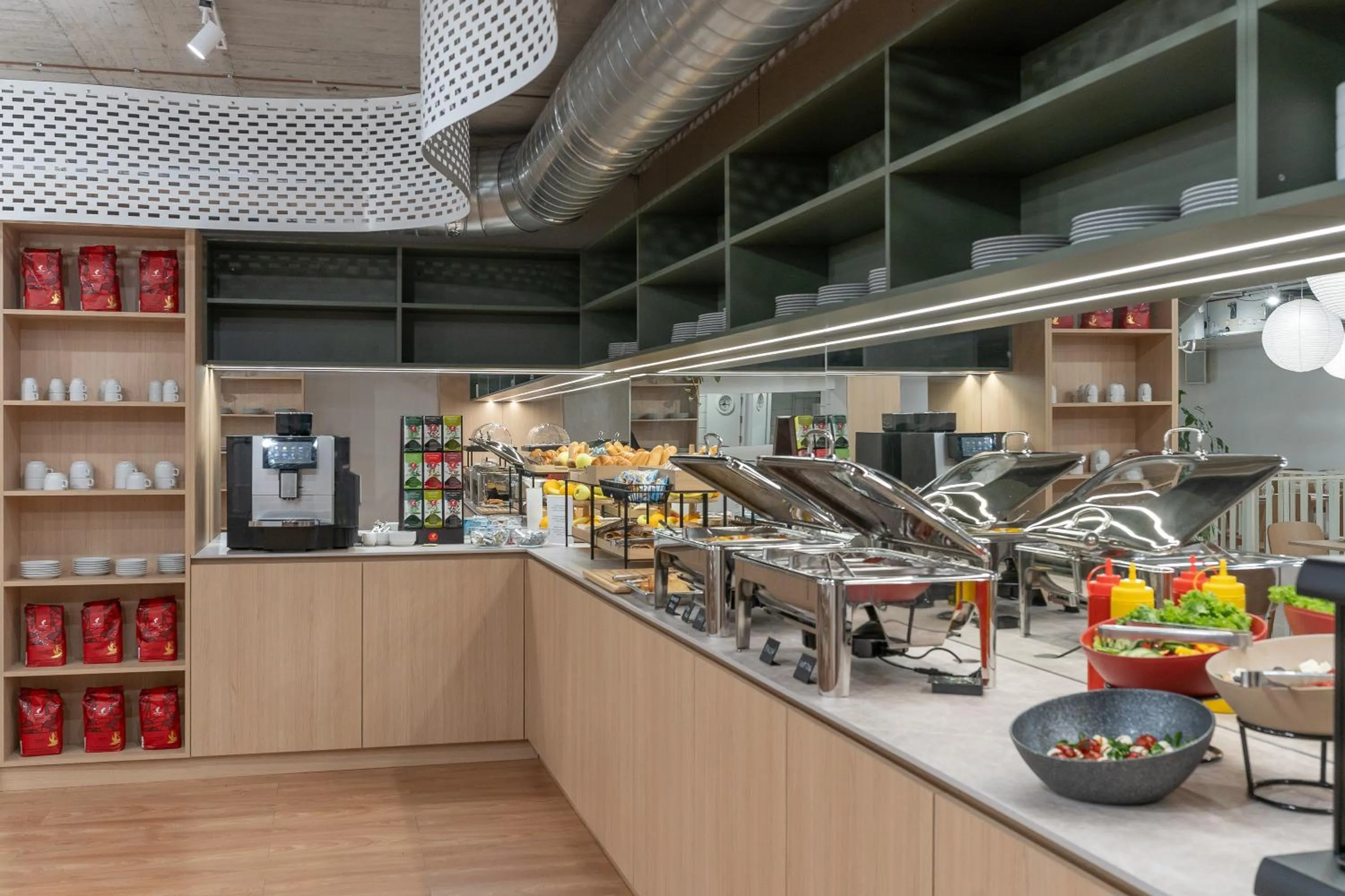 Breakfast in Metropolitan Star Apart Hotel