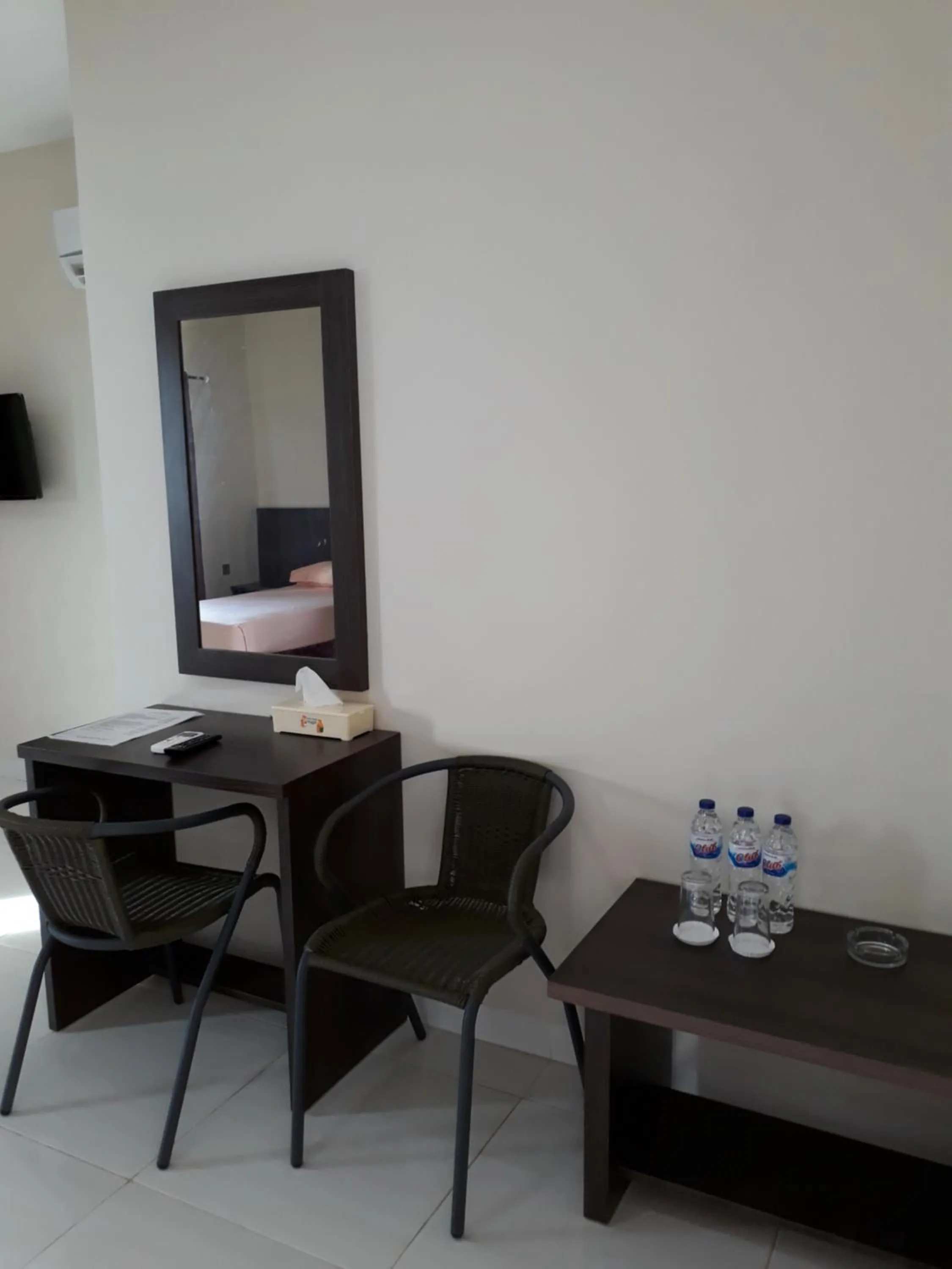 Bukit Kenari Hotel & Restaurant