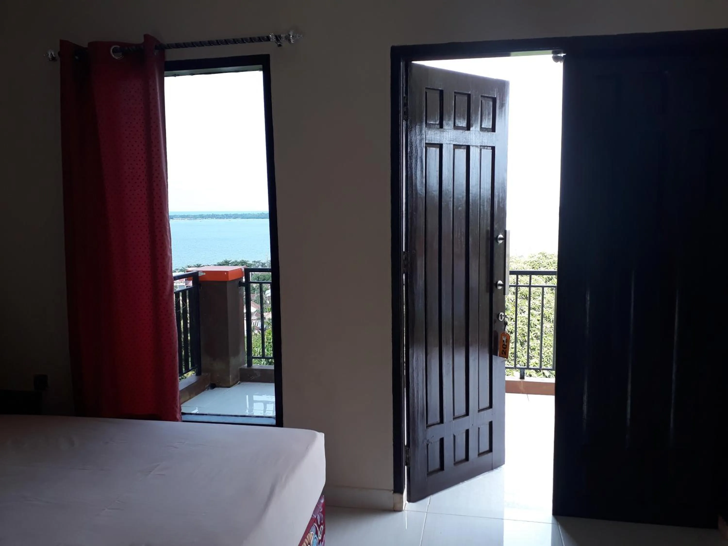 Bed in Bukit Kenari Hotel & Restaurant