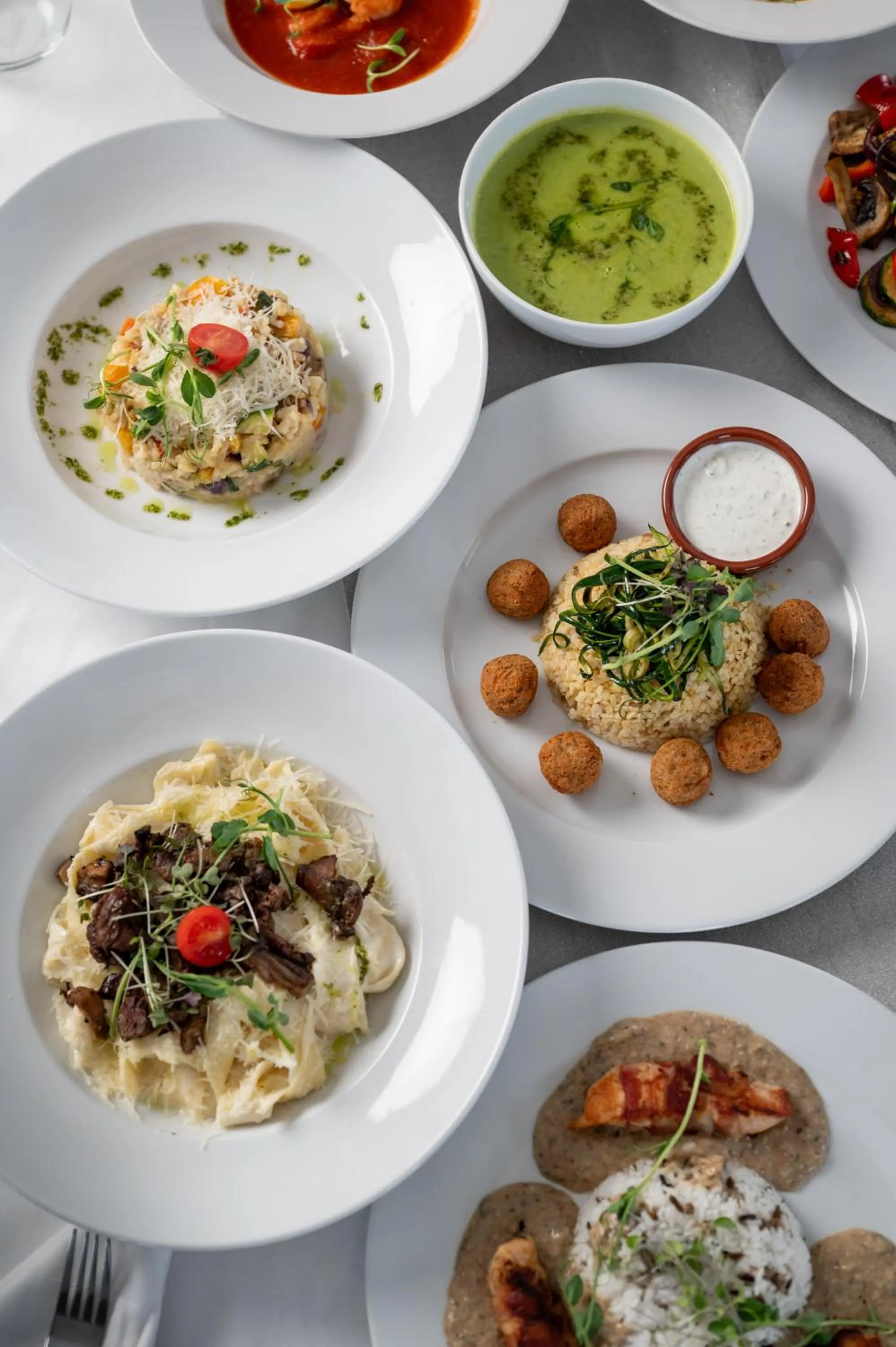 Food and drinks in Airport Hotel Budapest