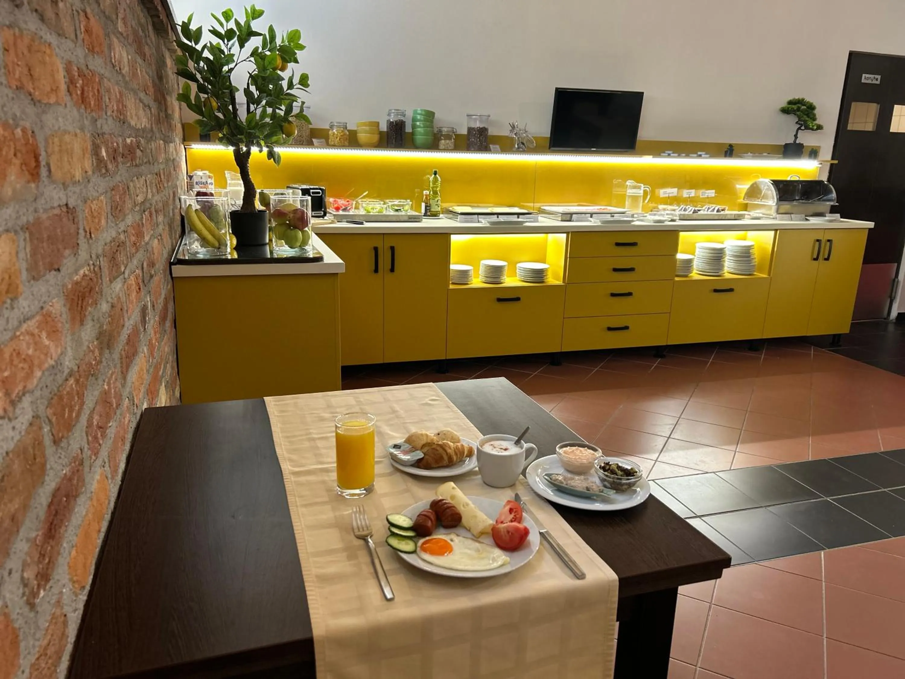 Food and drinks in Boutique Hotel Sopianae