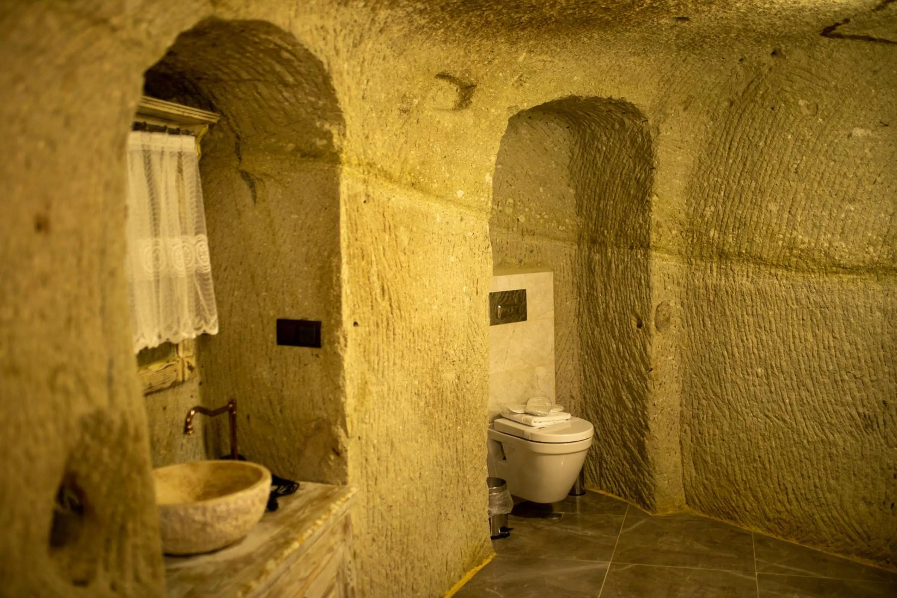 Bathroom in Pome Granate Cave Hotel