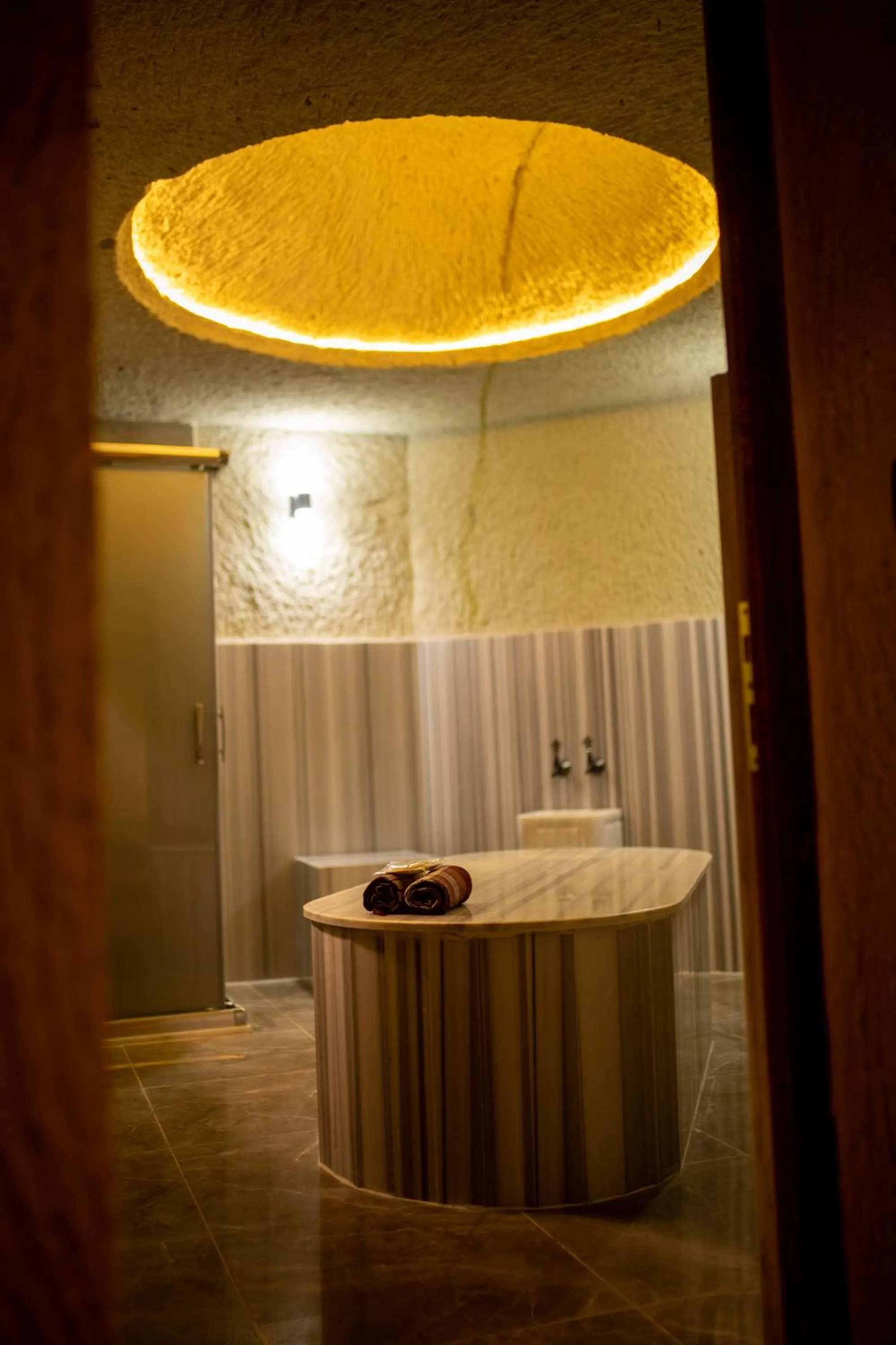 Public Bath in Pome Granate Cave Hotel