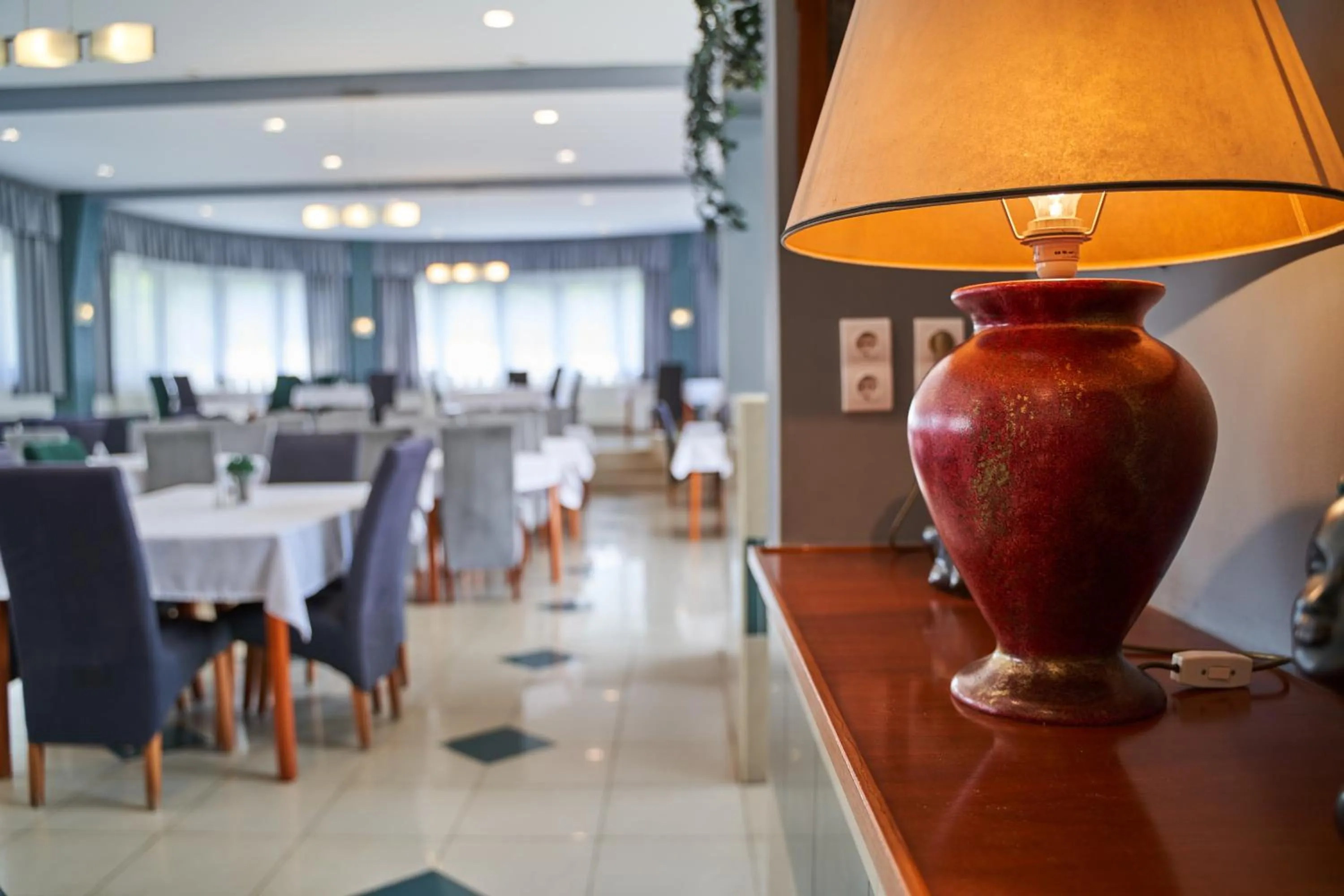 Restaurant/places to eat in Hotel Korona