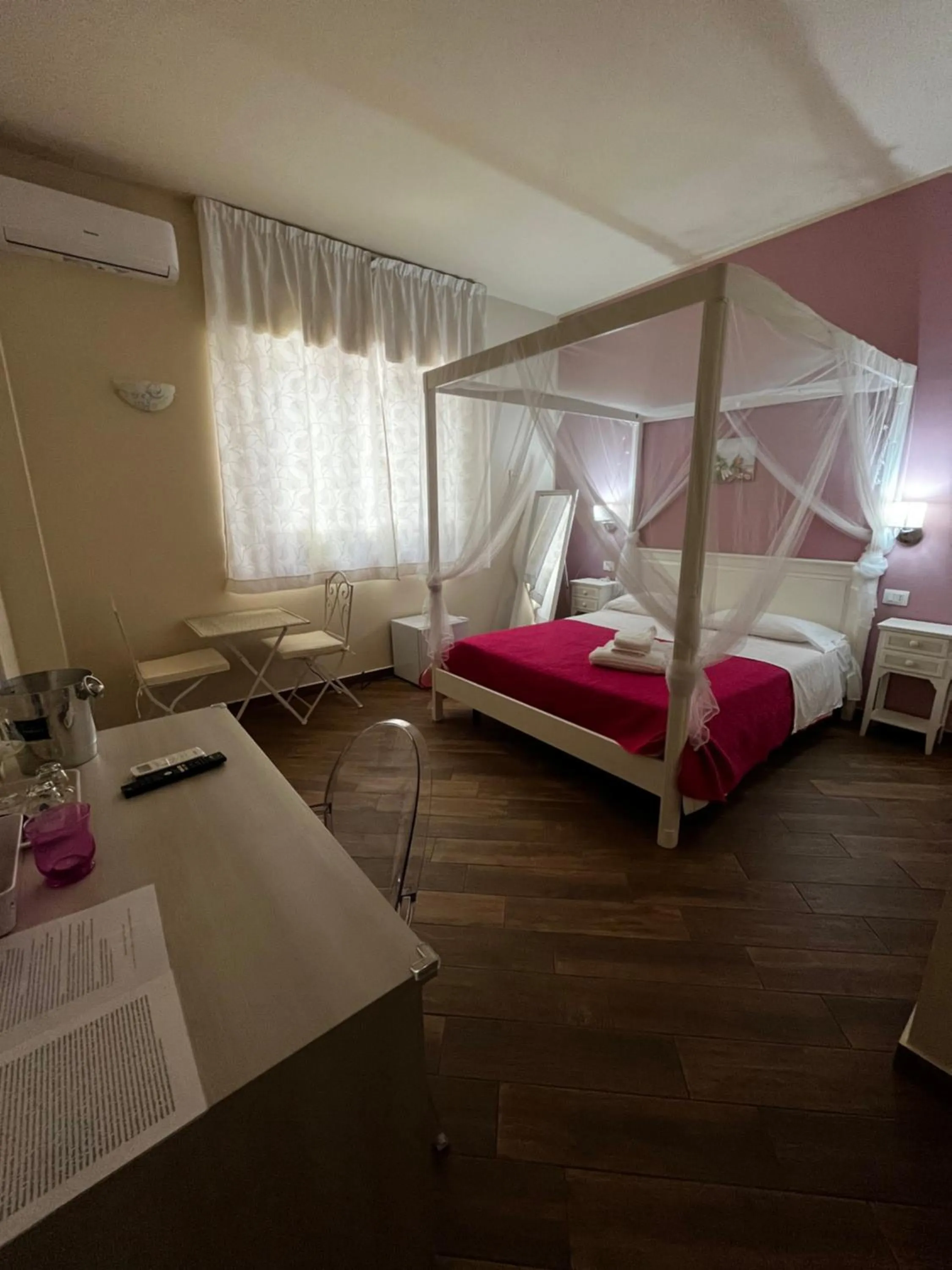 Bed in All’Anoneto B&B