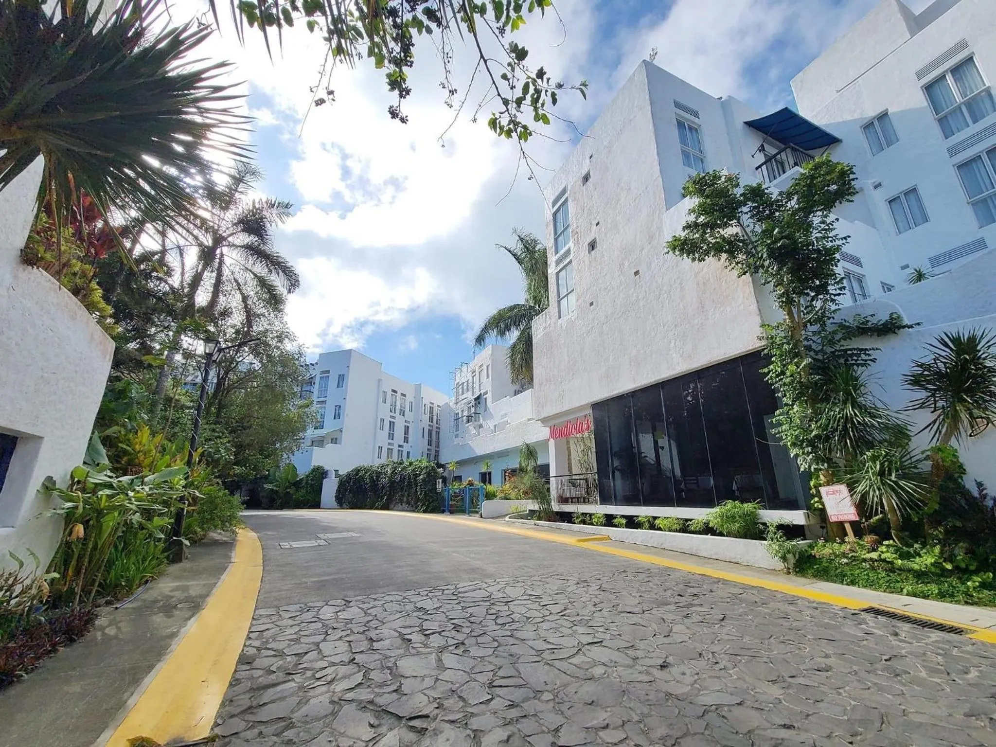 Casa Ayesha Sweet Staycation at La Bella Tagaytay