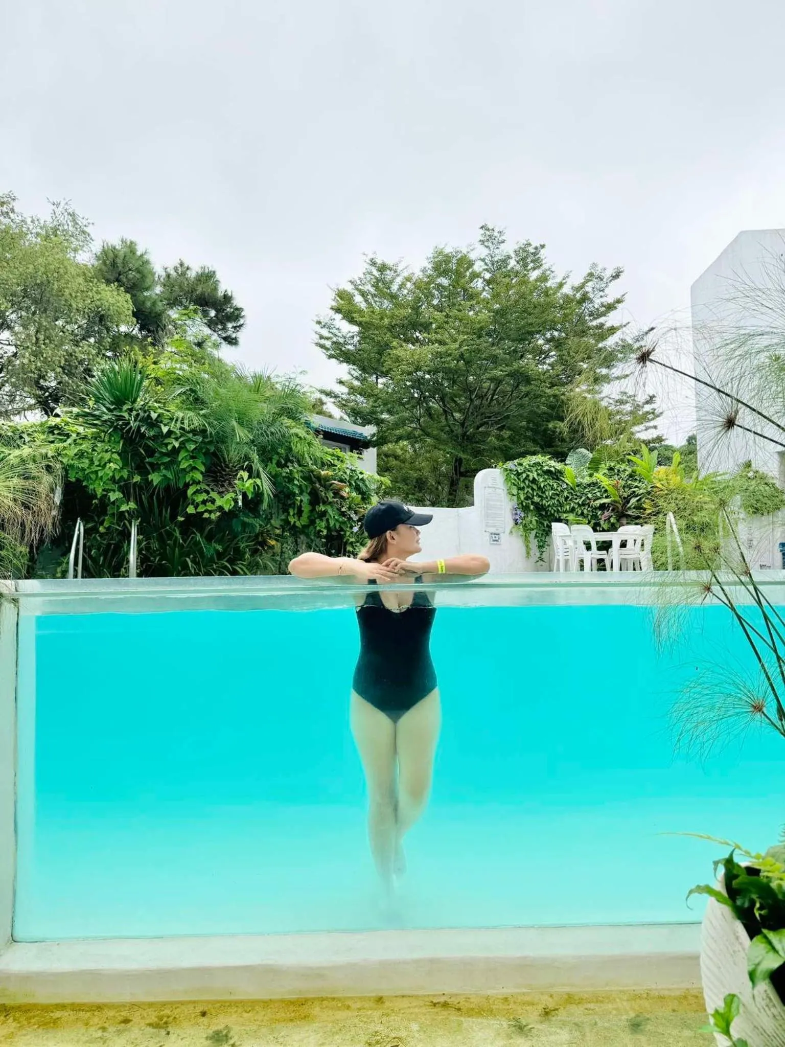 Swimming pool in Casa Ayesha Sweet Staycation at La Bella Tagaytay