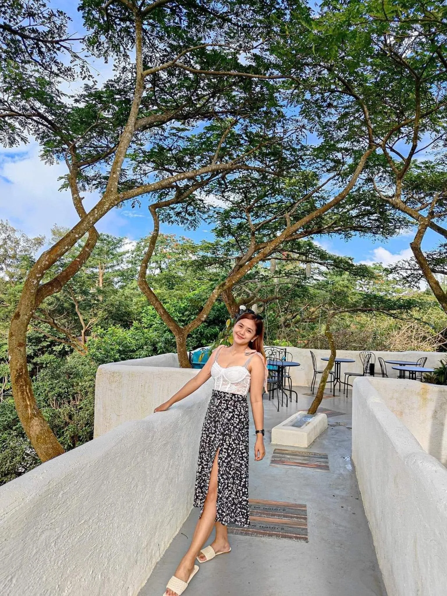 Restaurant/places to eat in Casa Ayesha Sweet Staycation at La Bella Tagaytay