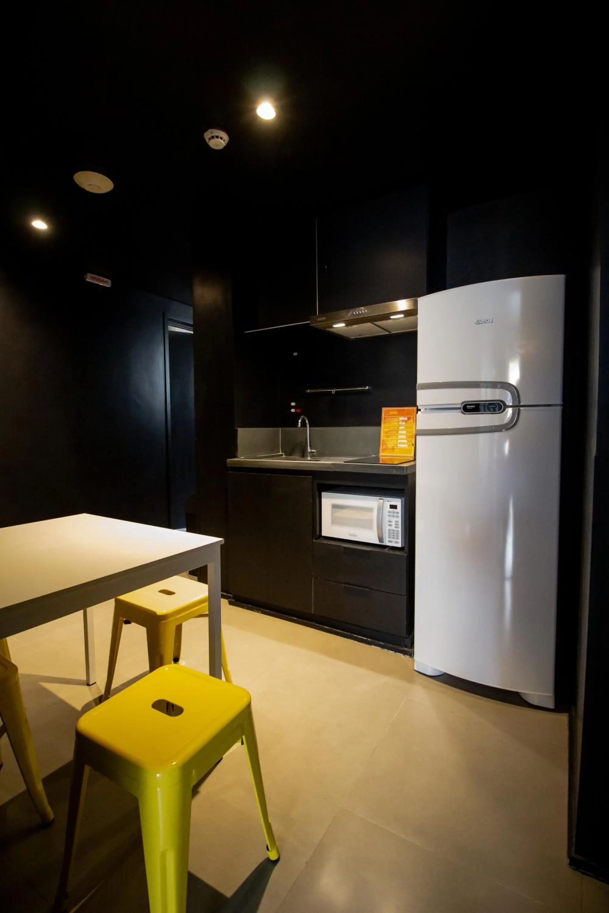 Communal kitchen in Hotel Centro 433