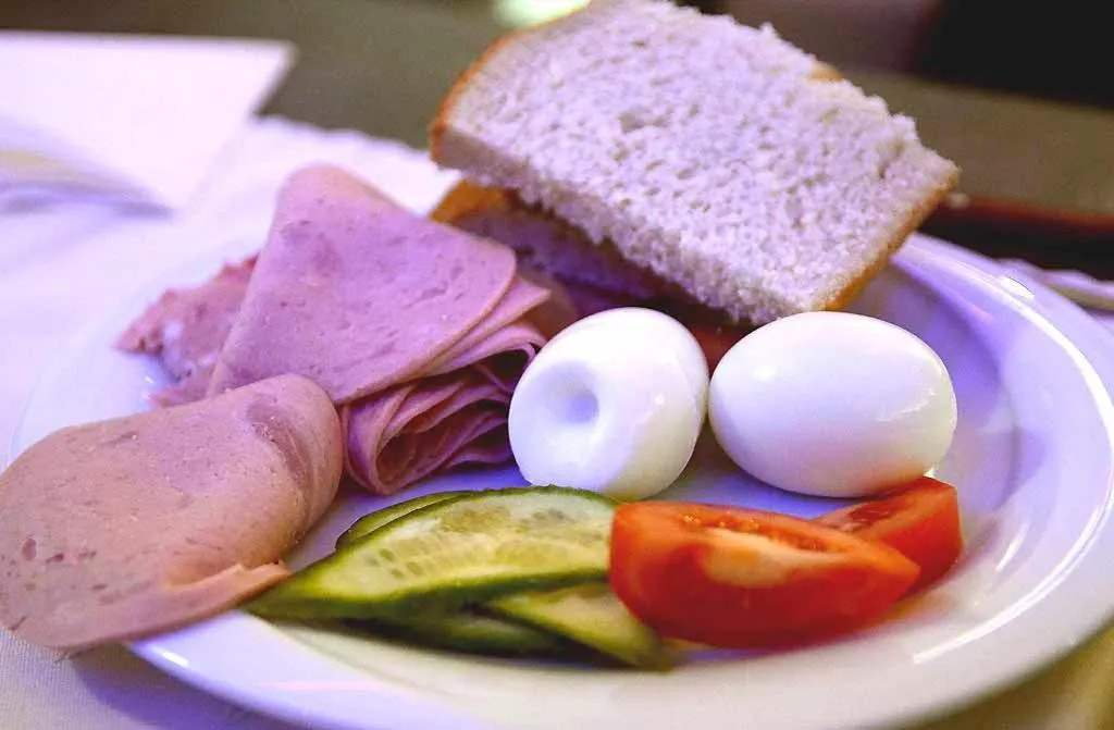 Buffet breakfast in Hotel Minerva