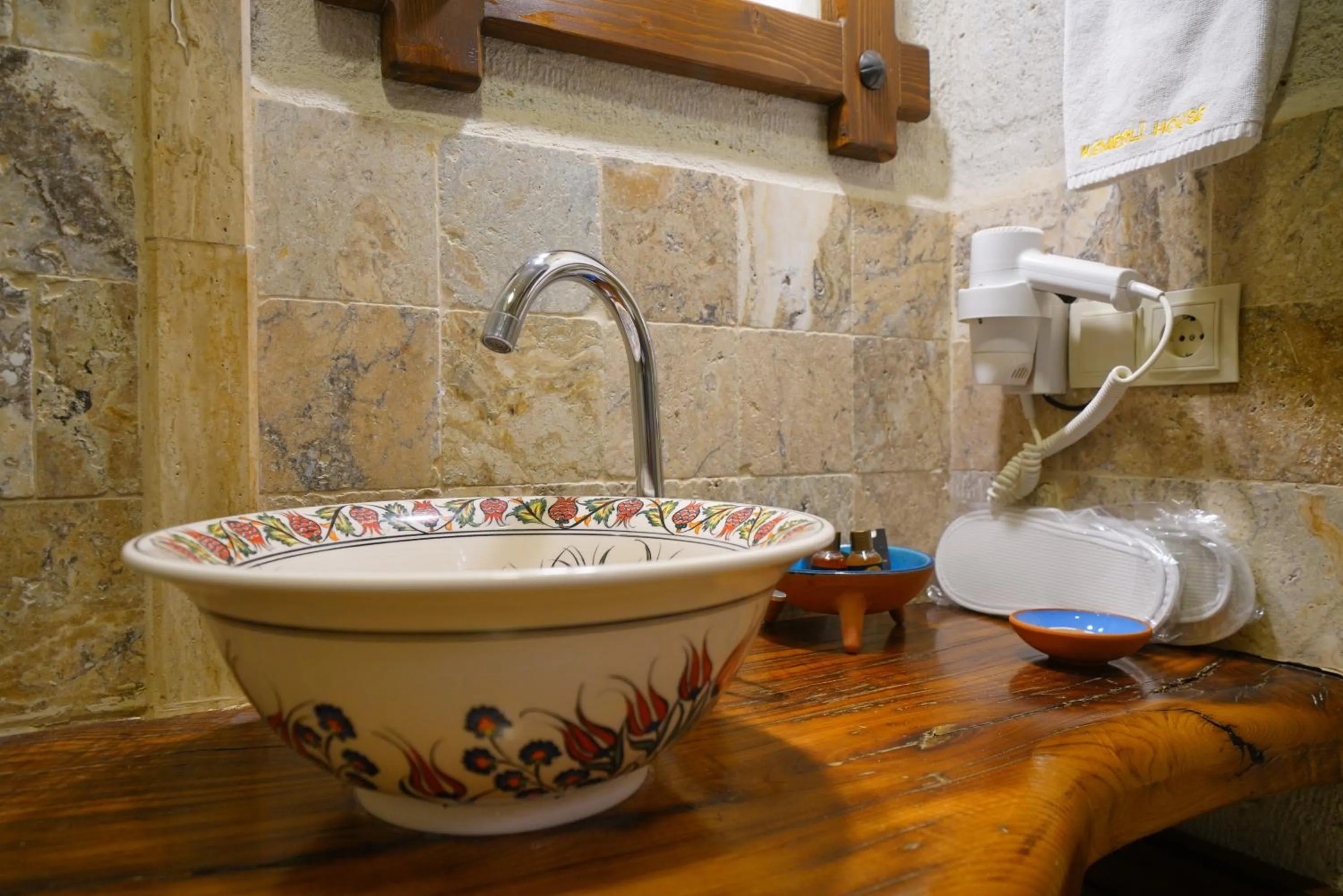Bathroom in Kemerli House