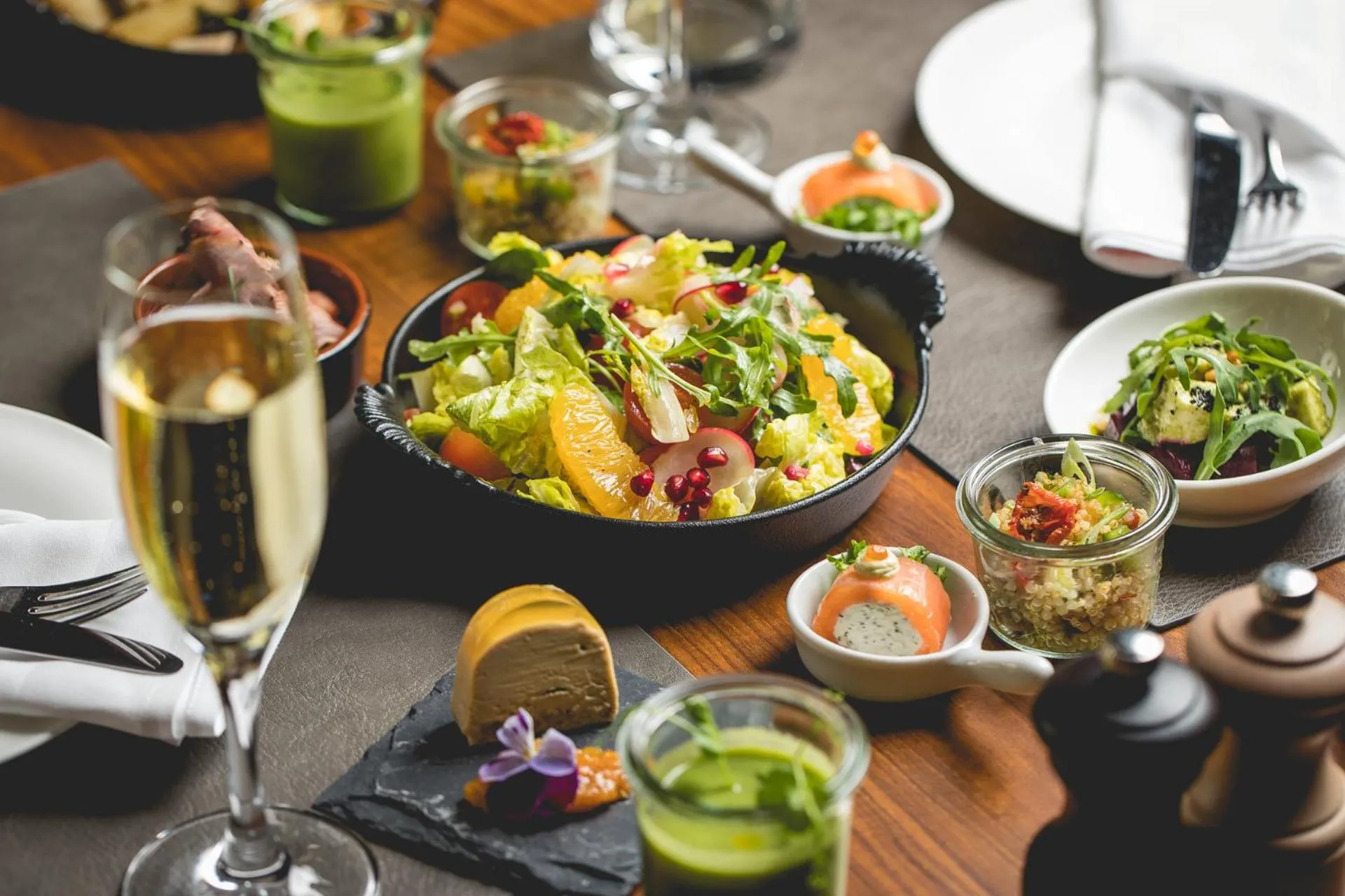 Restaurant/places to eat in InterContinental Budapest by IHG