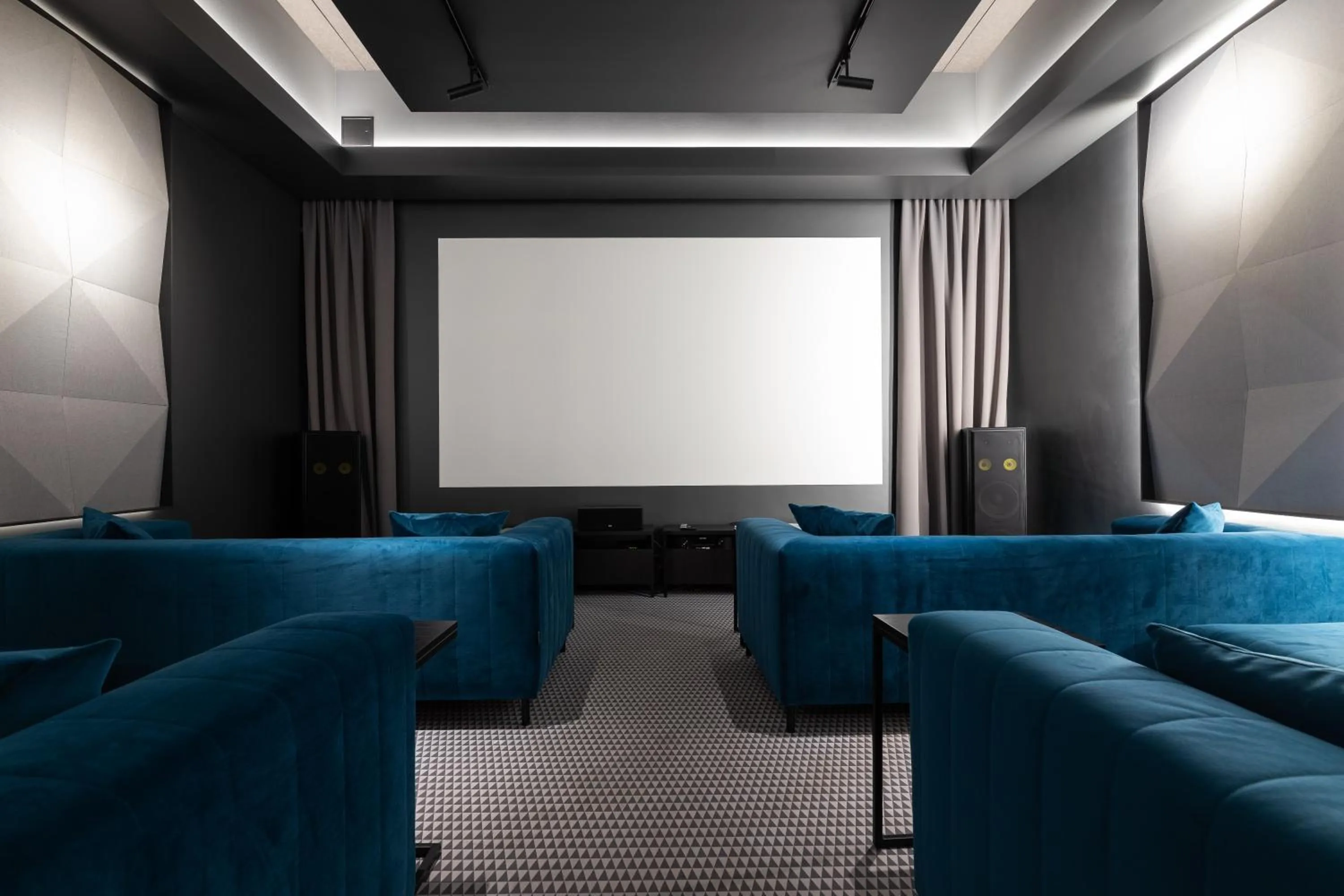 Entertainment in Bob W Tartu Old Town