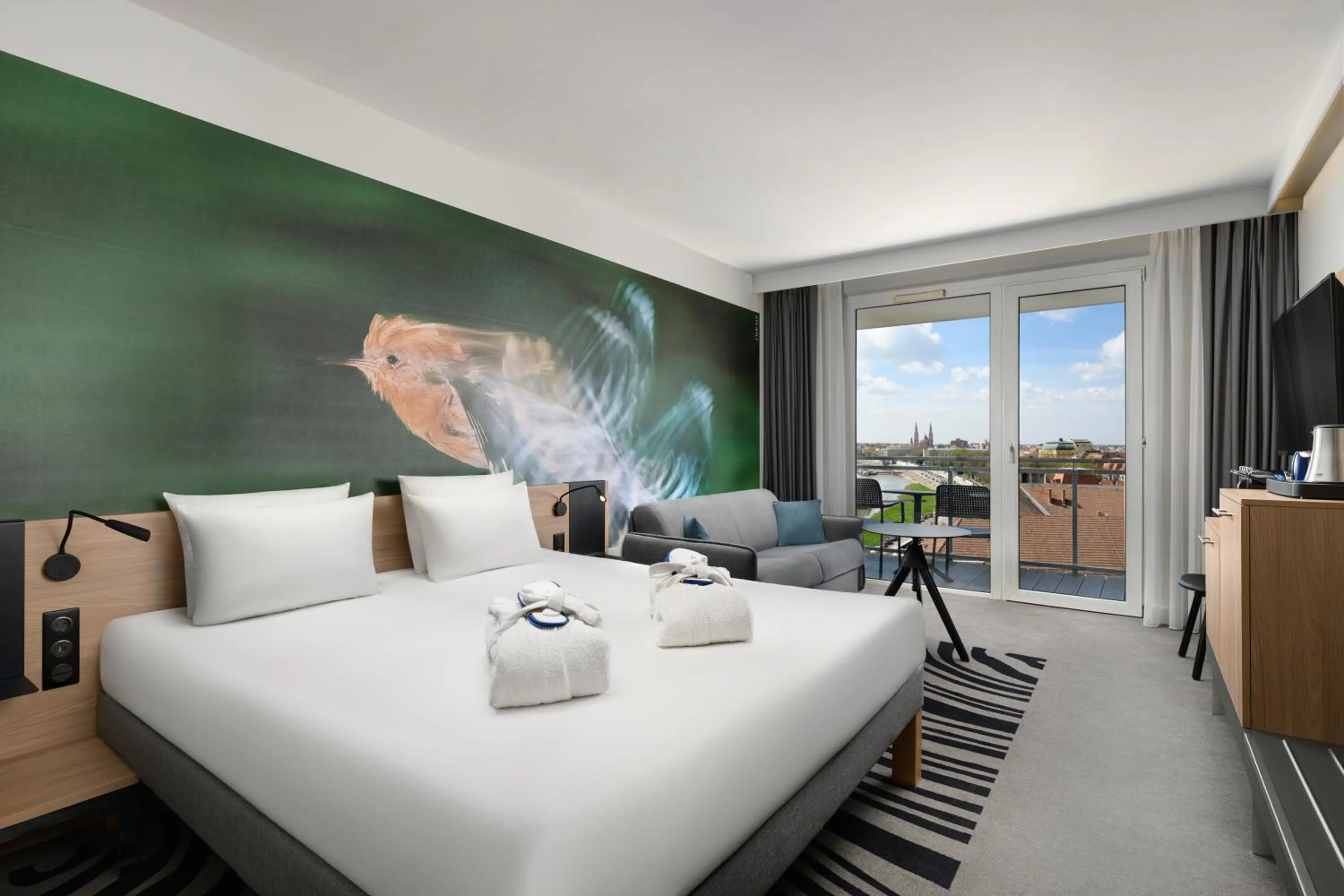 Photo of the whole room, Bed in Novotel Szeged