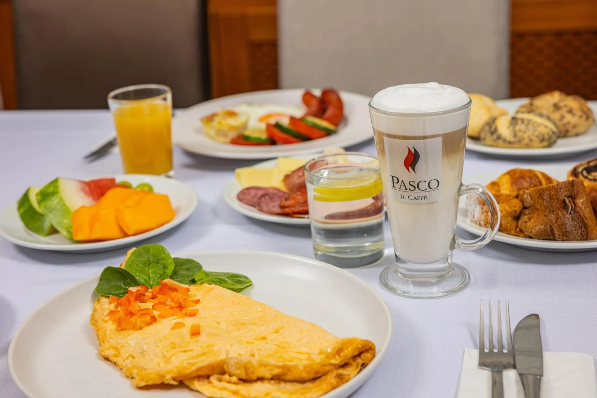 Food and drinks in Hotel Central