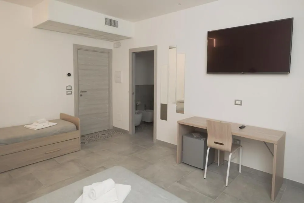 Bed in B&B OASI SUL MARE San Salvo Marina