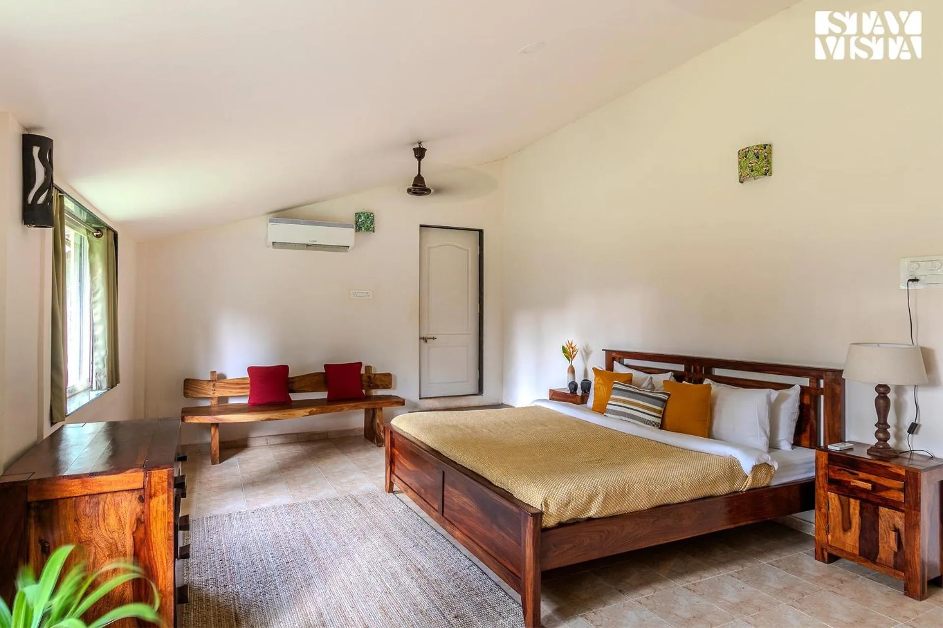 Bedroom, Bed in StayVista at The Conservancy Bungalow - Koynanagar