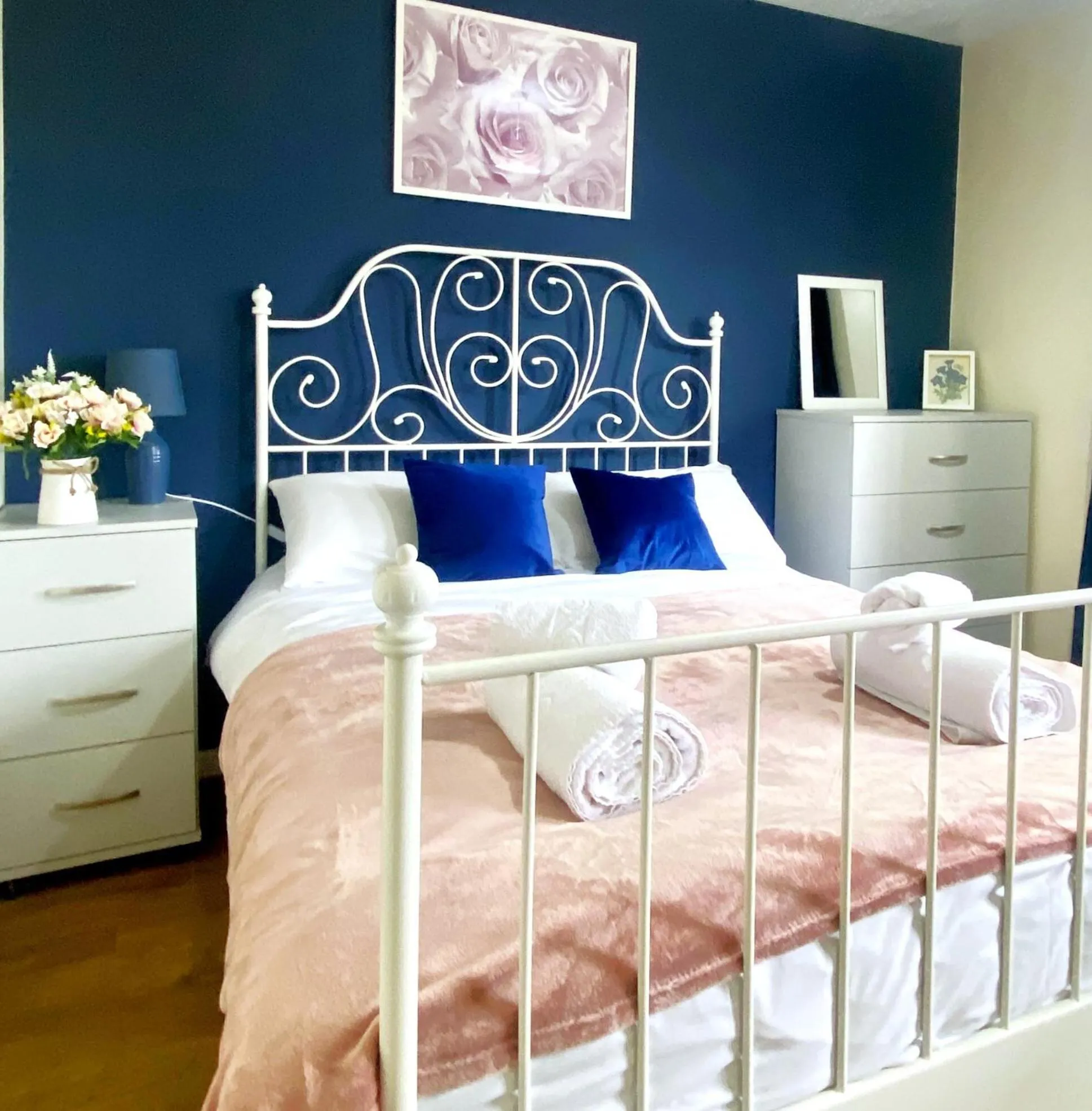 Bedroom, Bed in Manchester Townhouse by BEVOLVE - 4 bedrooms - Free Parking
