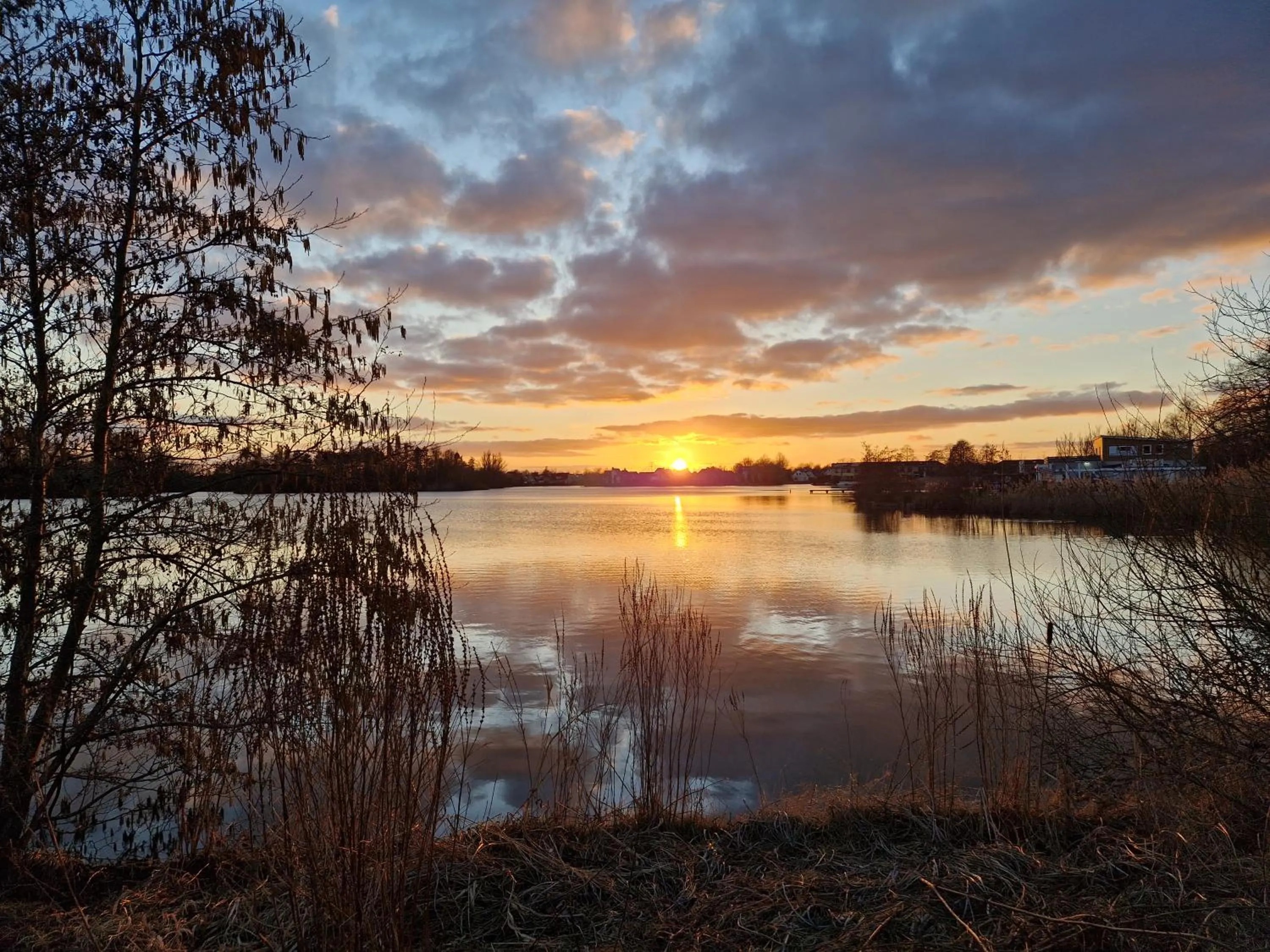 Lake view in B & B Het Veurhuus