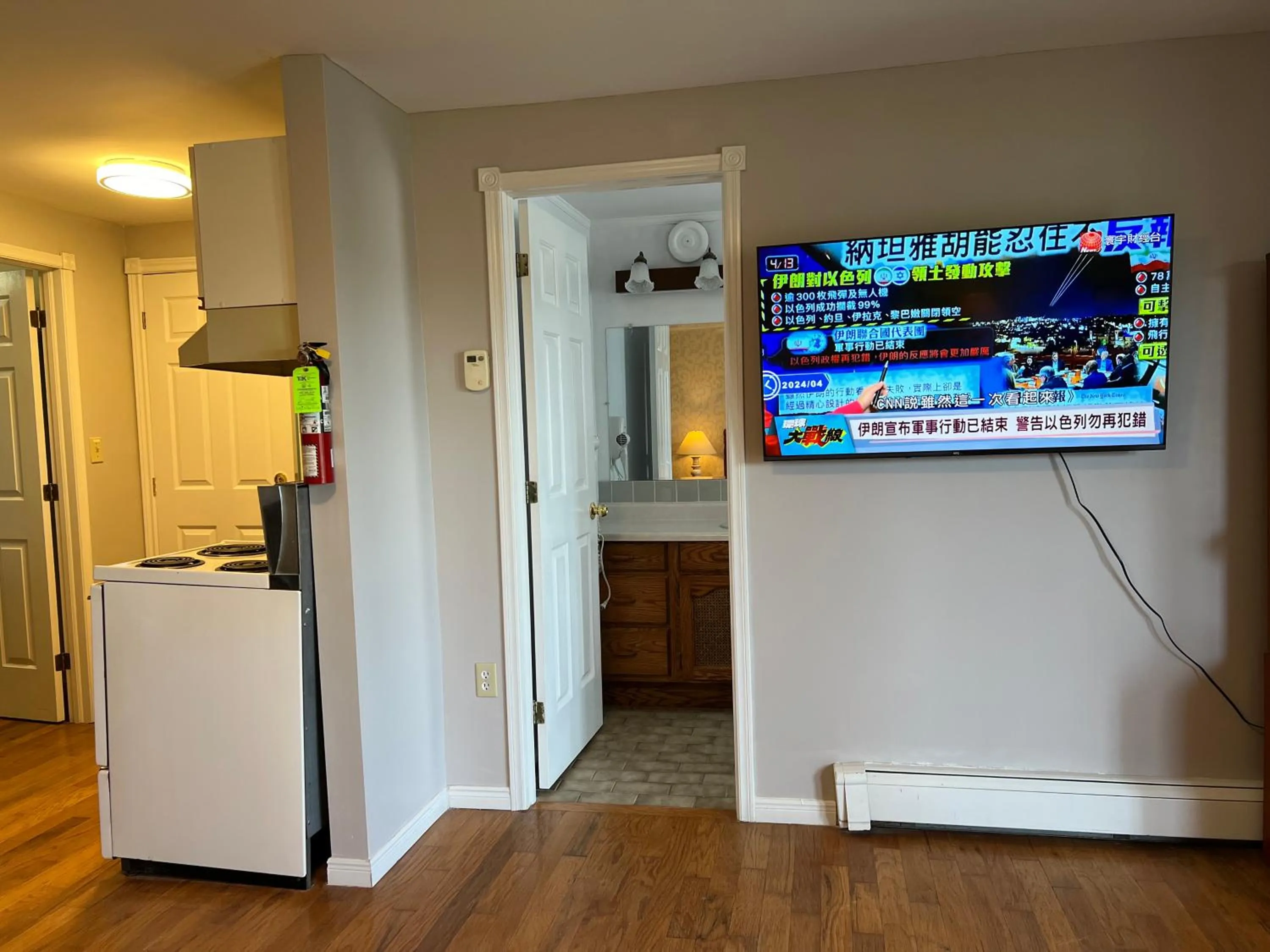 Lee's Ocean Peek B & B