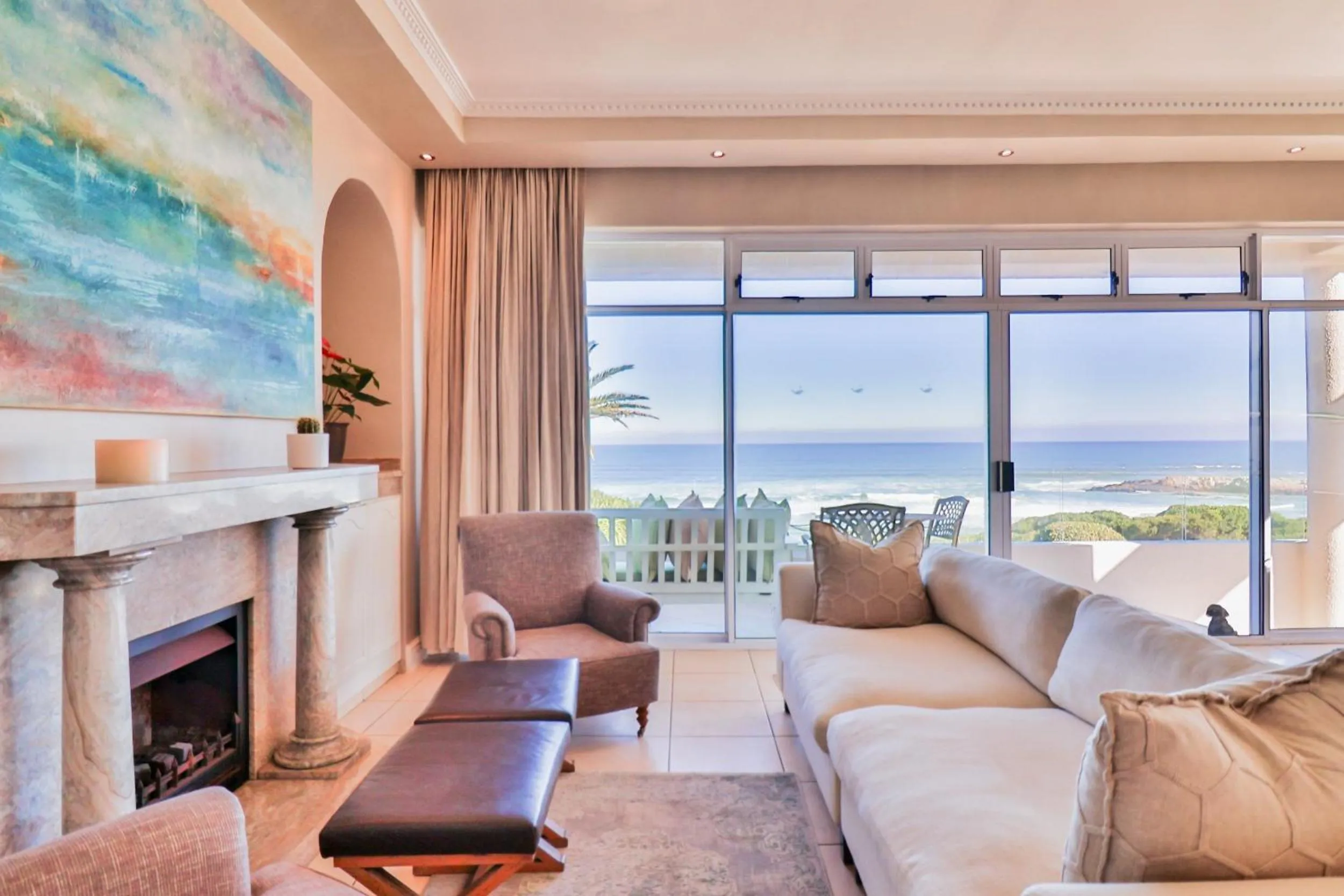 Hermanus Beachfront Lodge - Solar Power