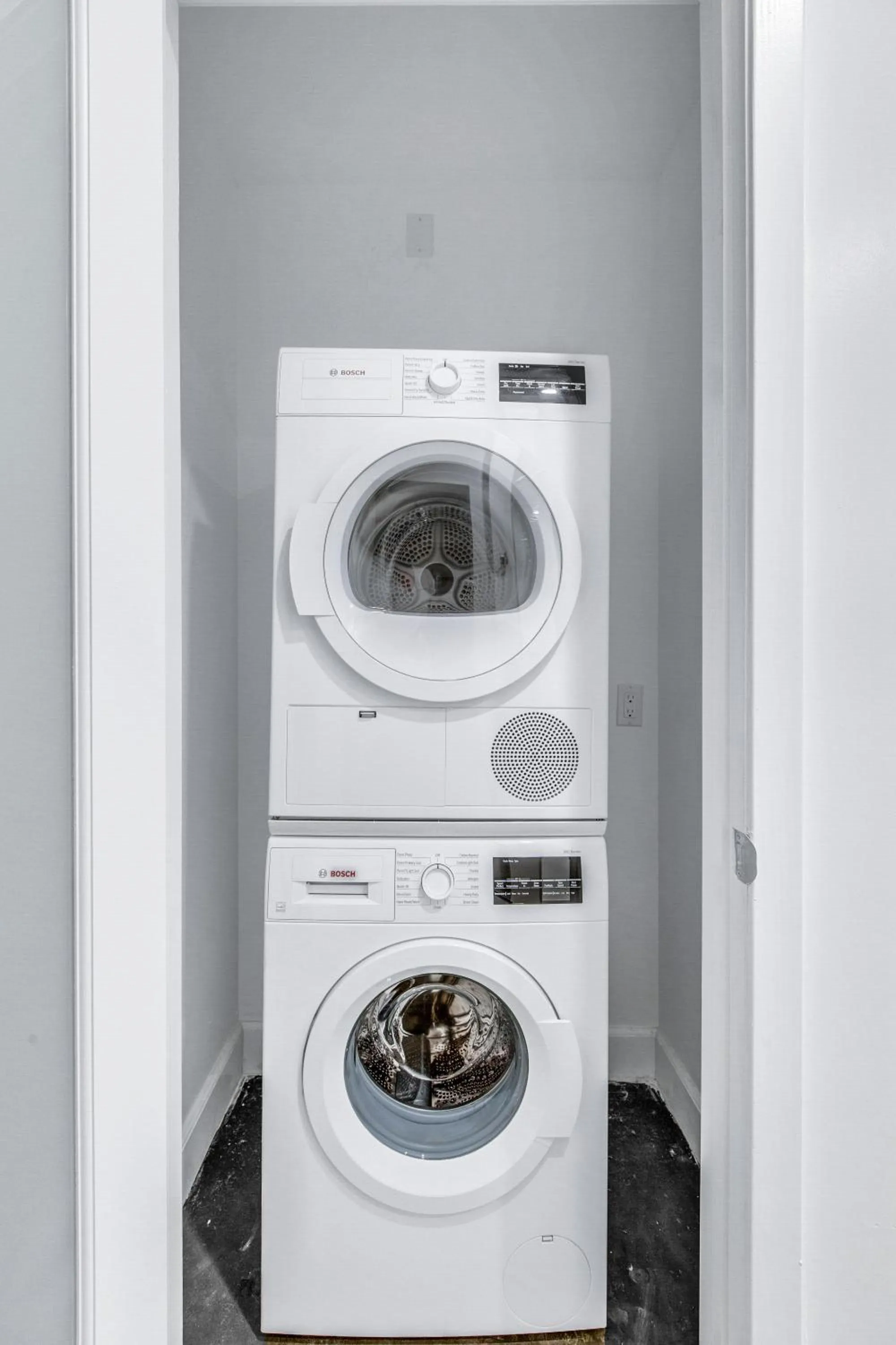 Area and facilities in One Lux Stay HWH Downtown Los Angeles