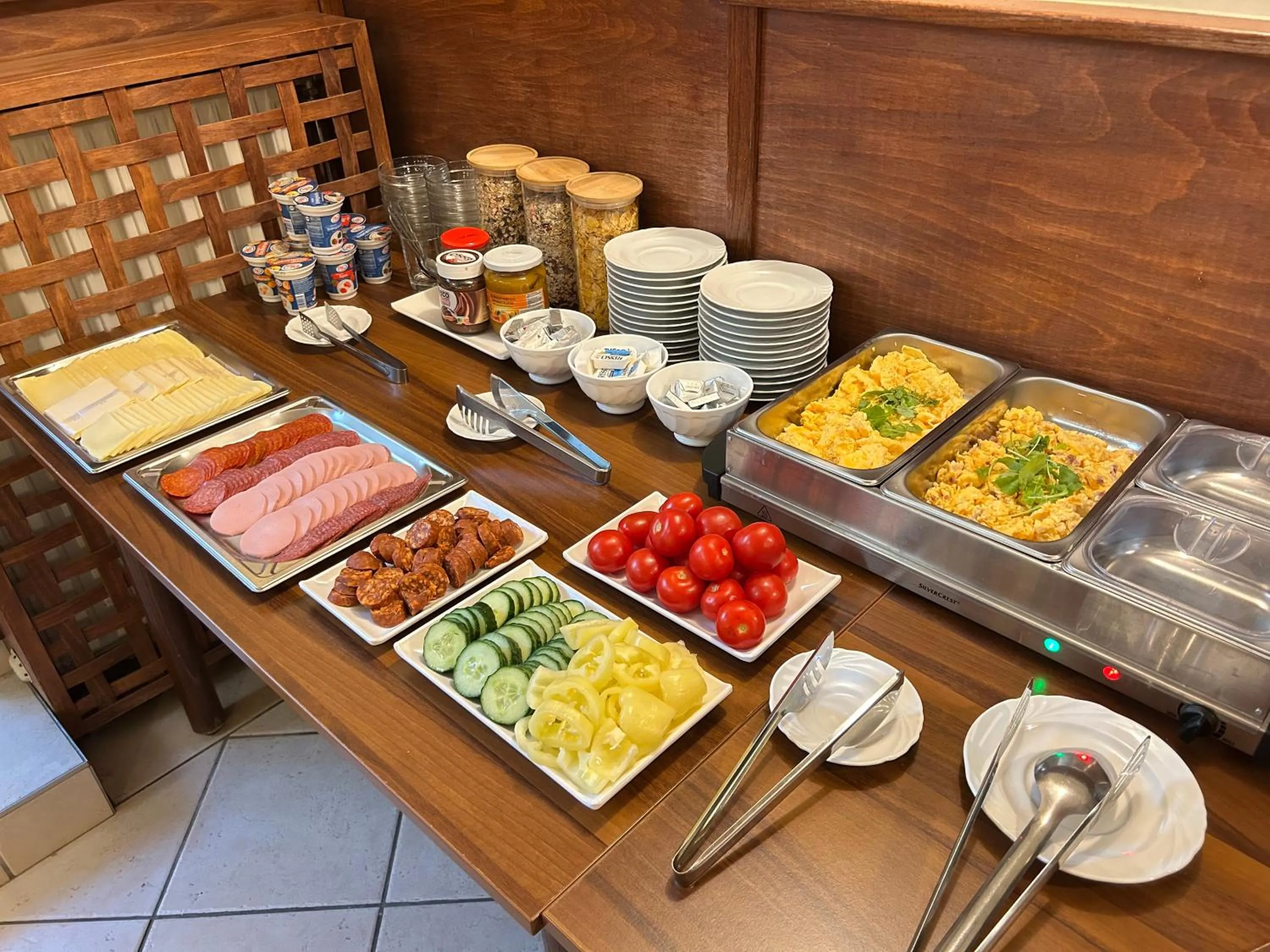 Buffet breakfast in Corvin Hotel
