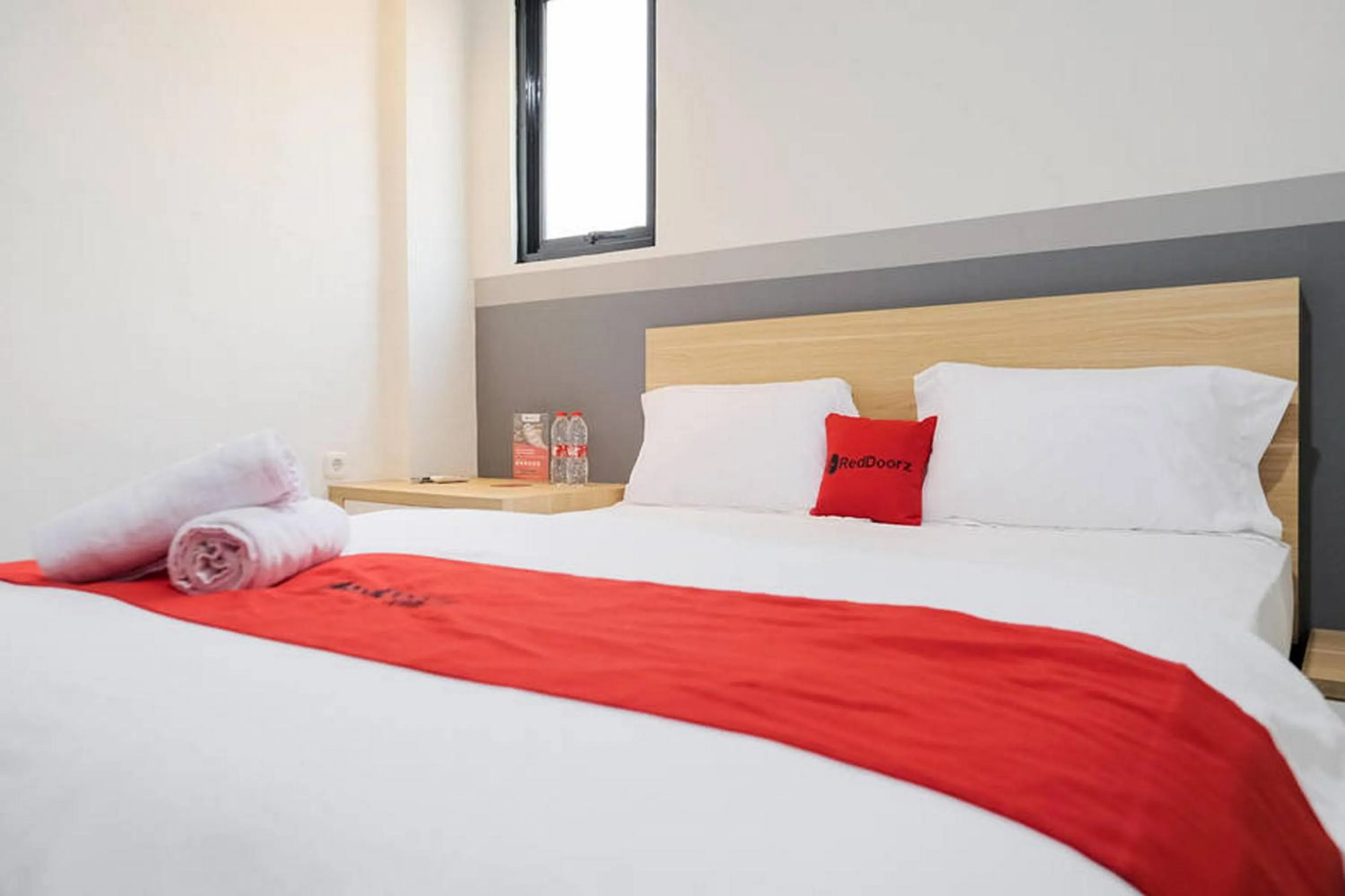 Bed in RedDoorz Plus near Taman Anggrek Mall