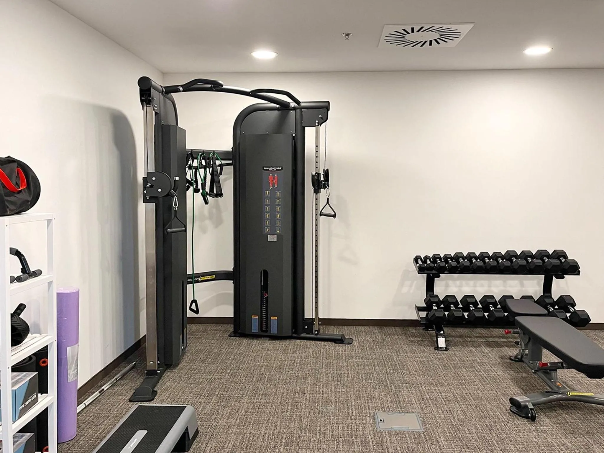 Fitness centre/facilities in DORMERO Hotel Budapest