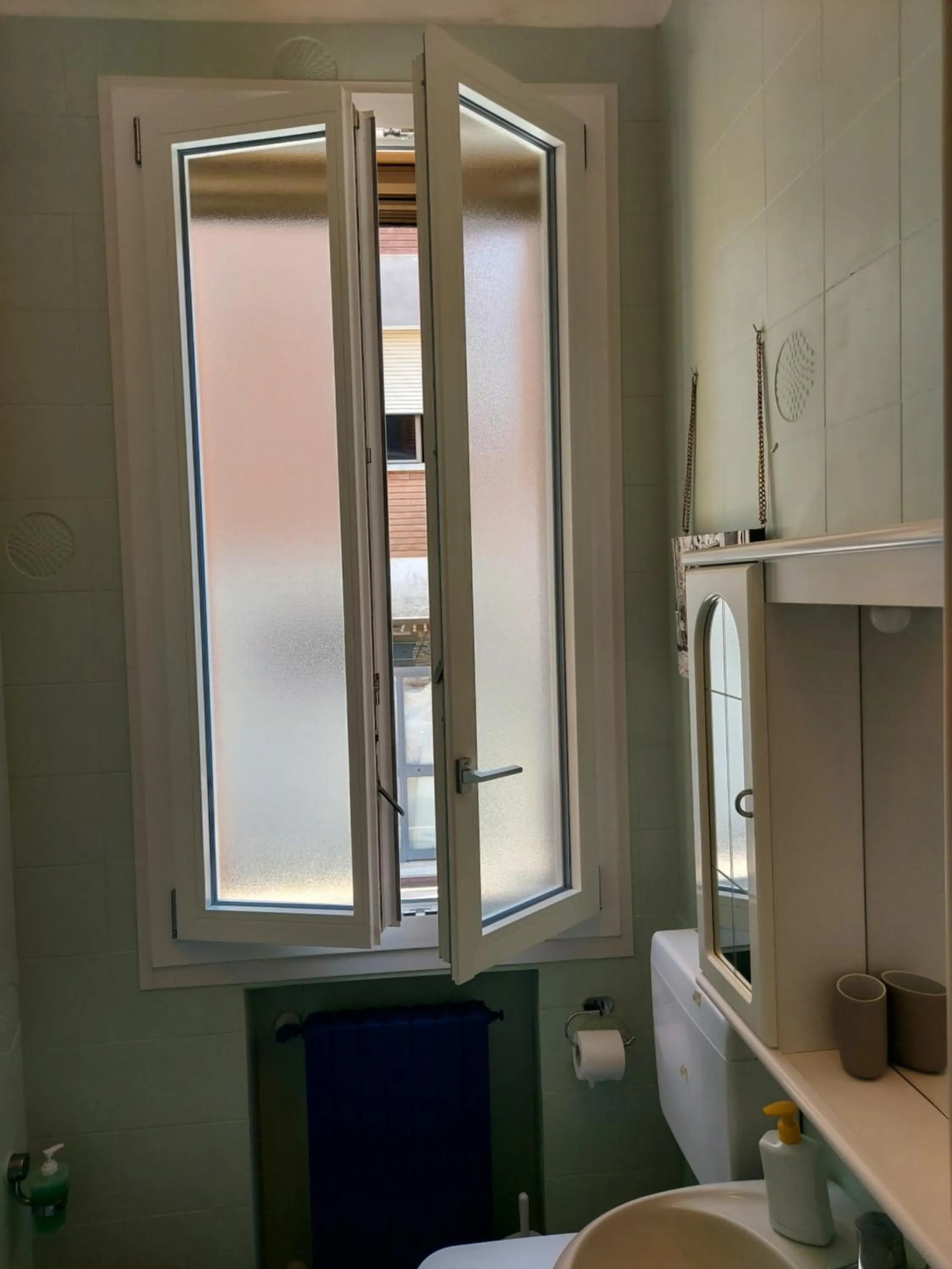 Bathroom in Guesthouse Calvart25