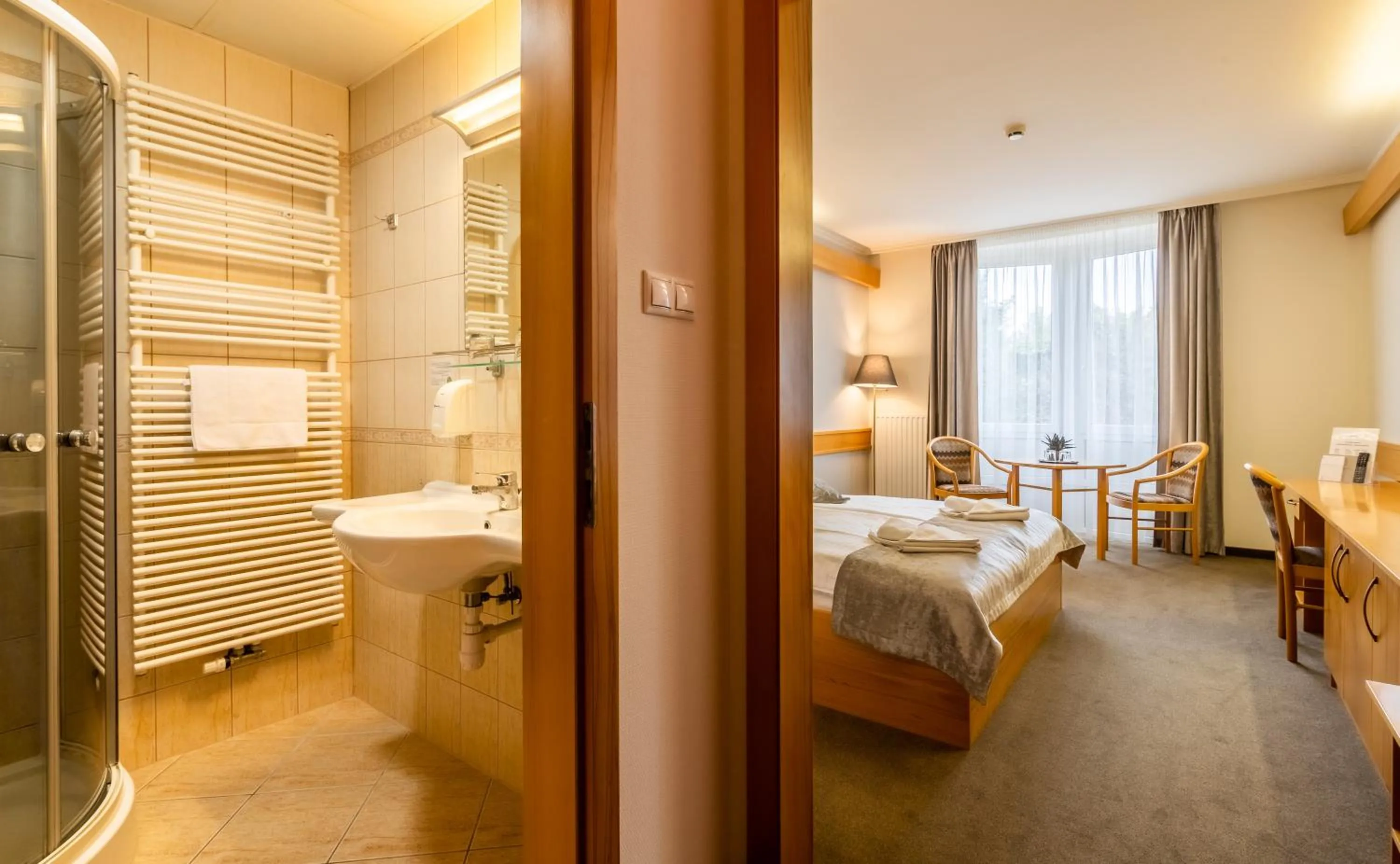 Photo of the whole room, Bed in Aqua Hotel Termál