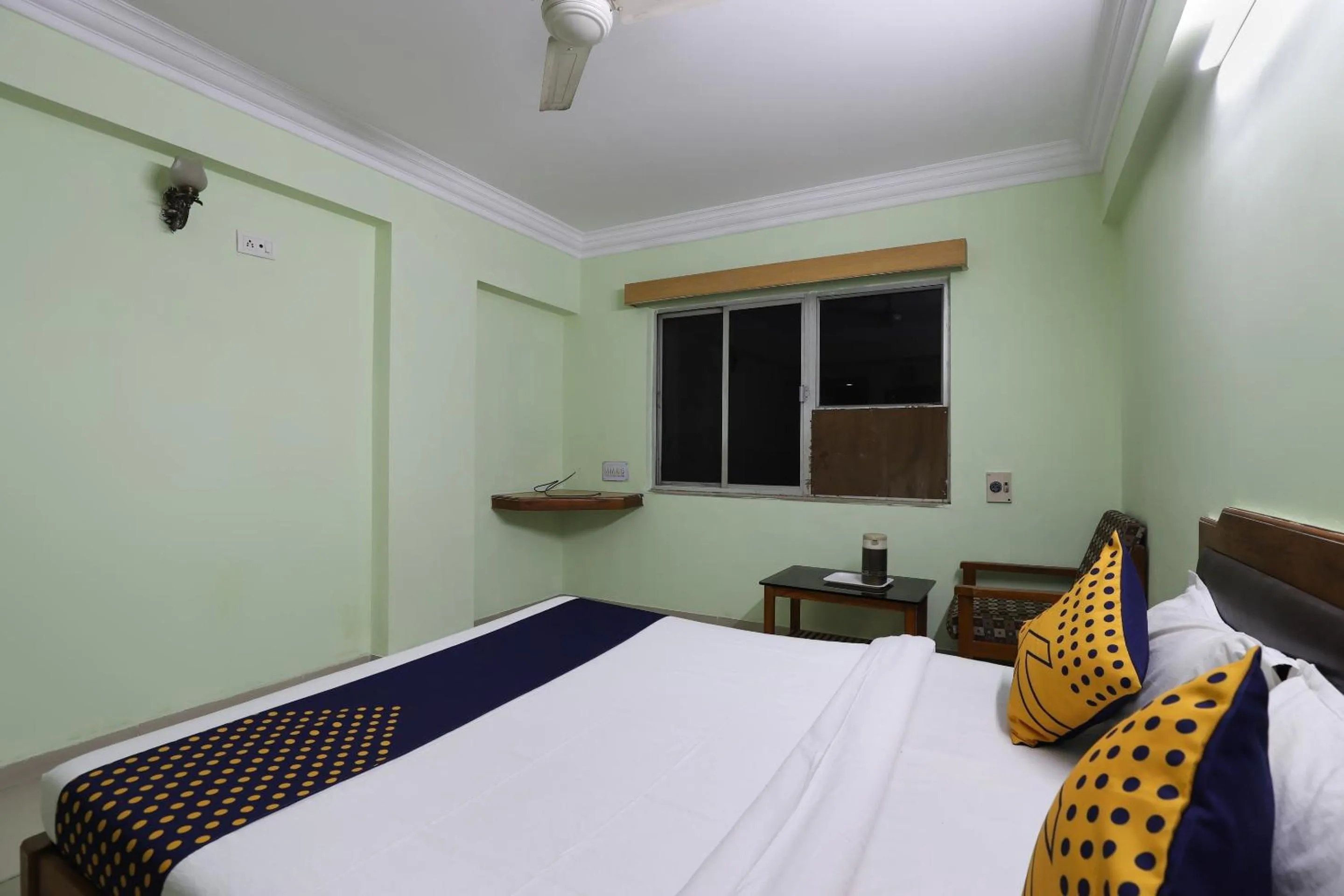 Bedroom, Bed in SPOT ON Hotel Hilltop