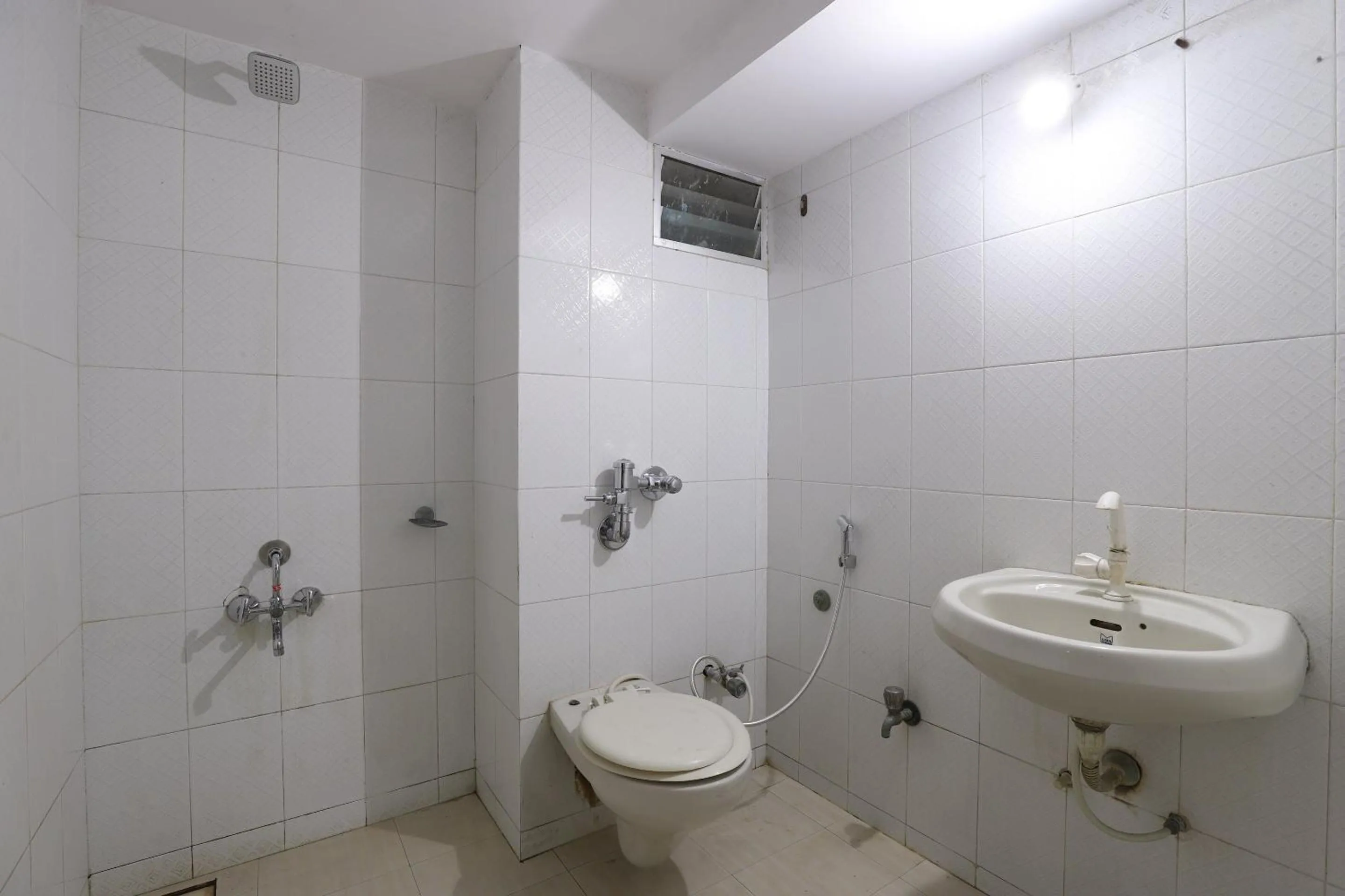 Bathroom in SPOT ON Hotel Hilltop