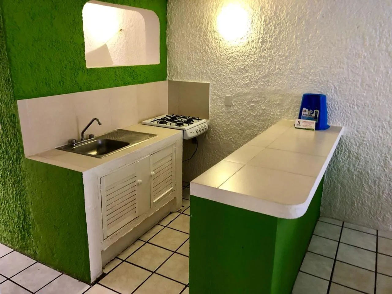 Kitchen or kitchenette in Suites Santa Barbara