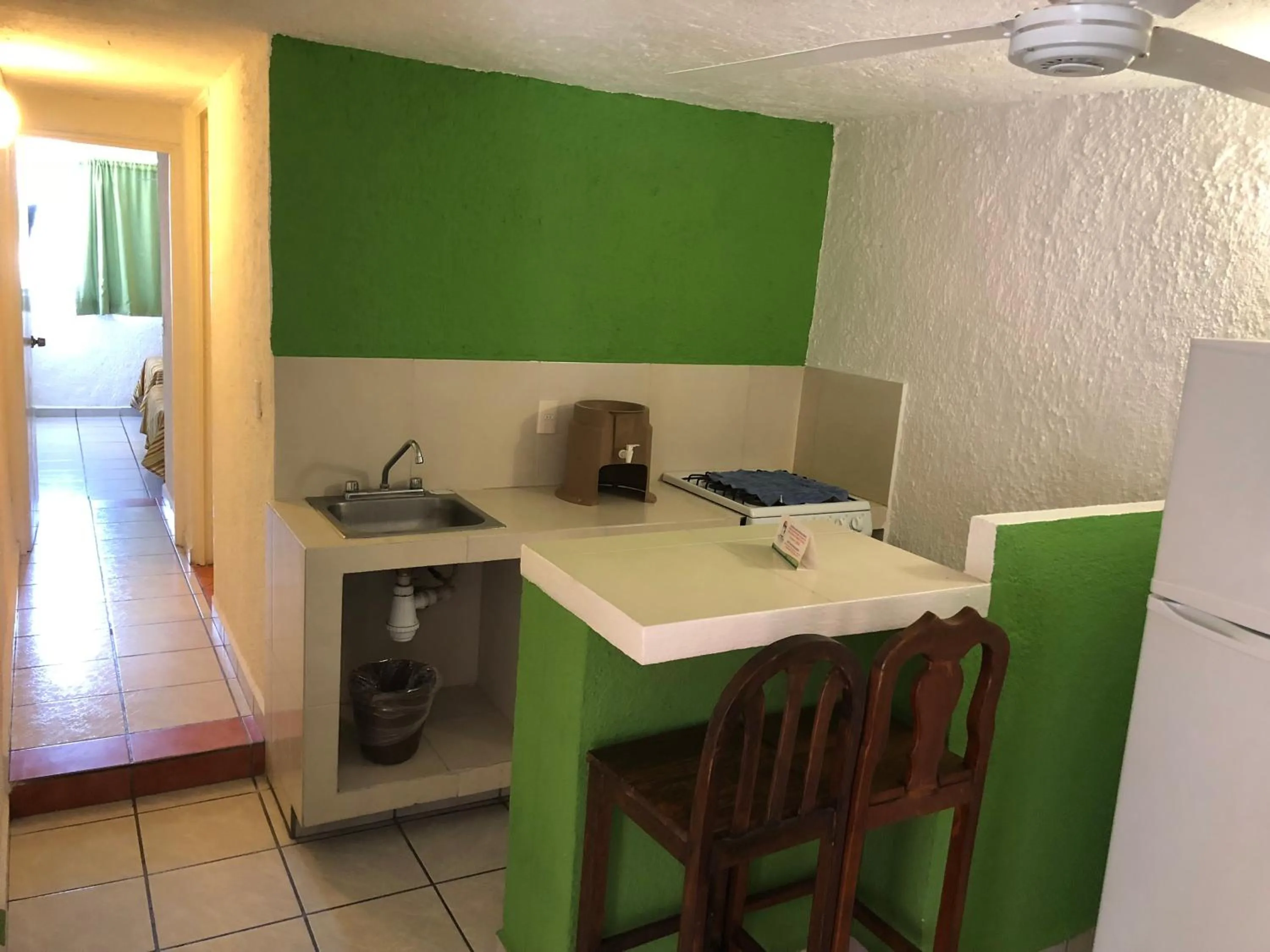 Kitchen or kitchenette in Suites Santa Barbara