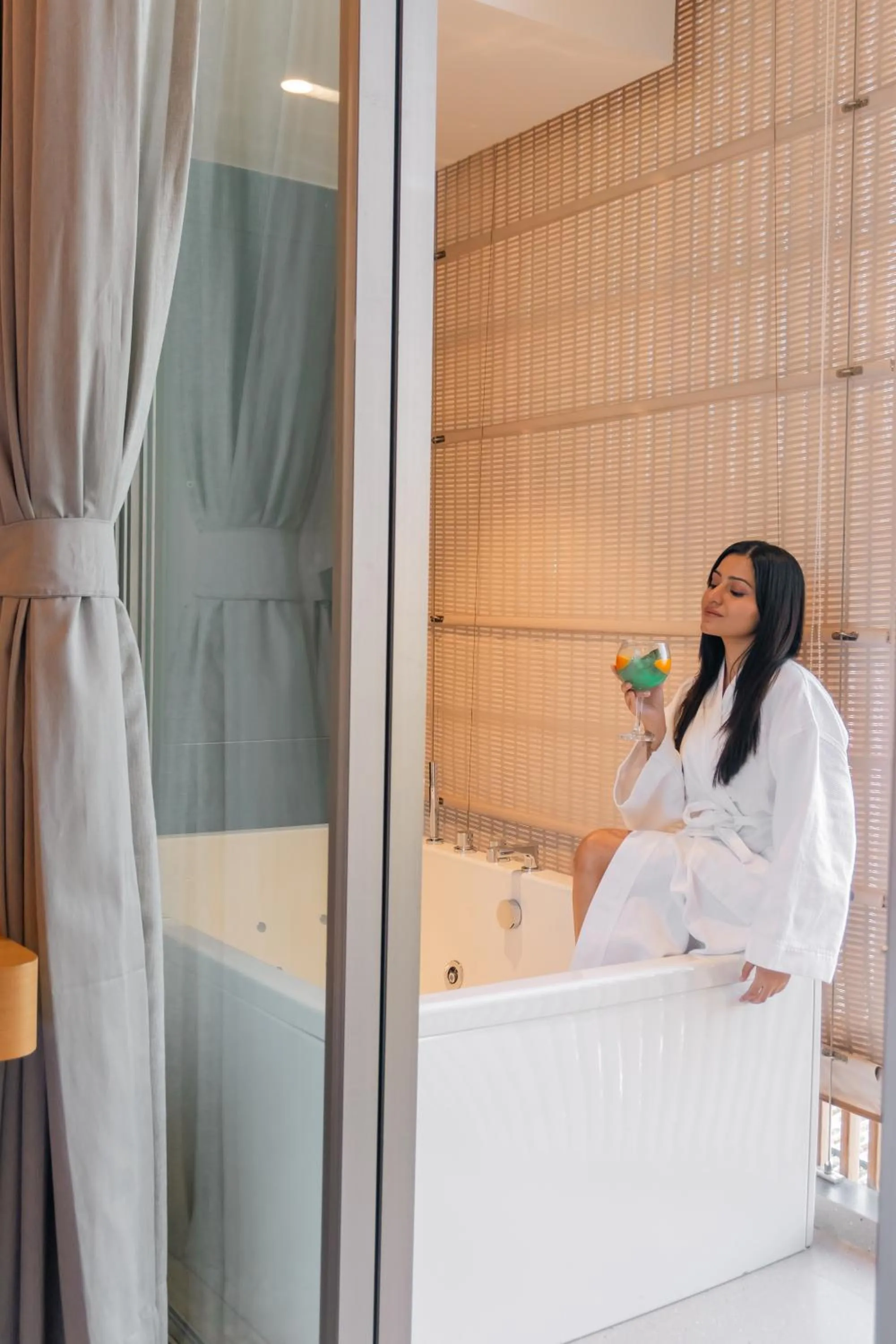 Bath in Radisson Resort and Spa Lonavala