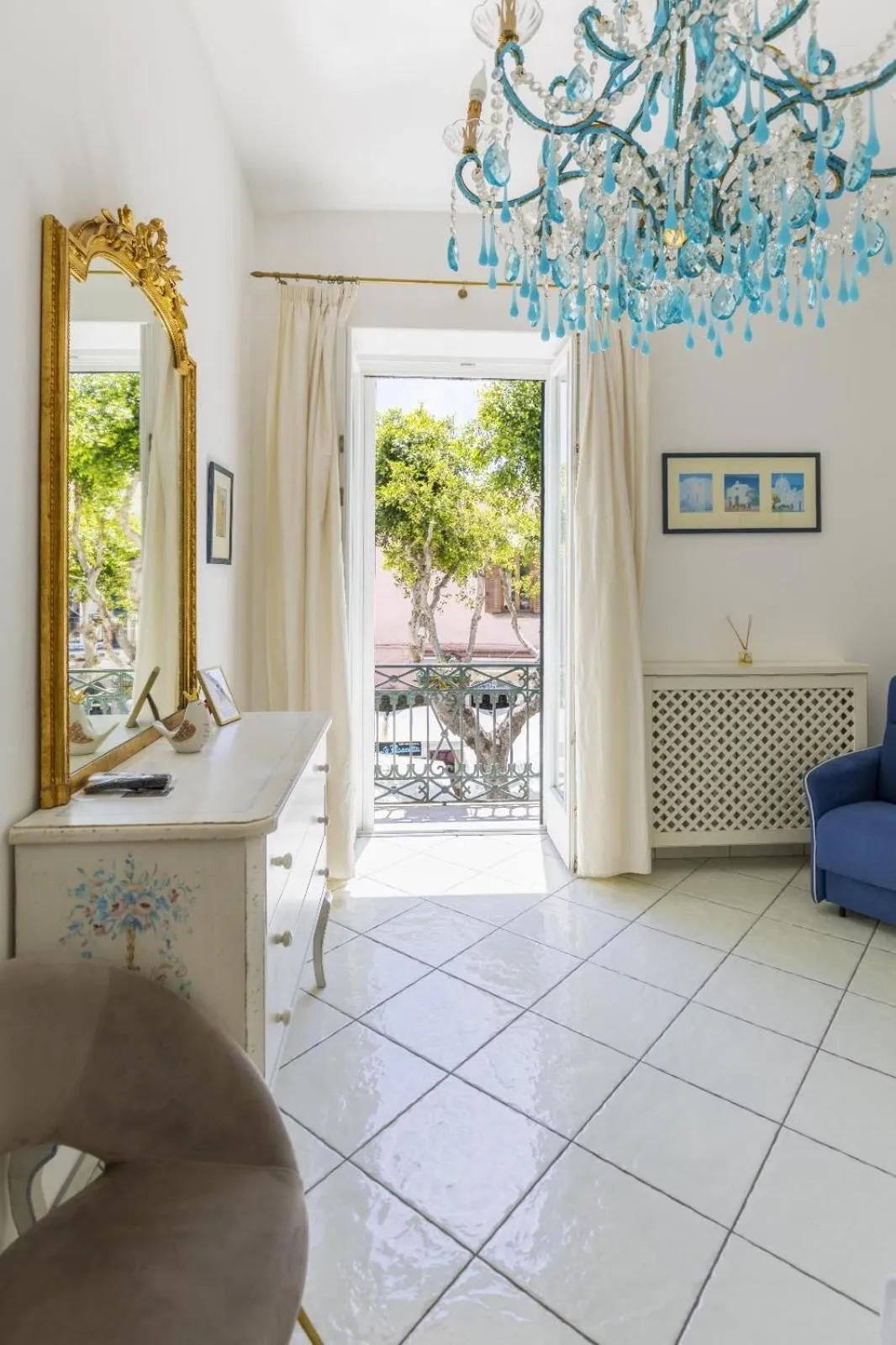 Queen Suite - Luxury Rooms