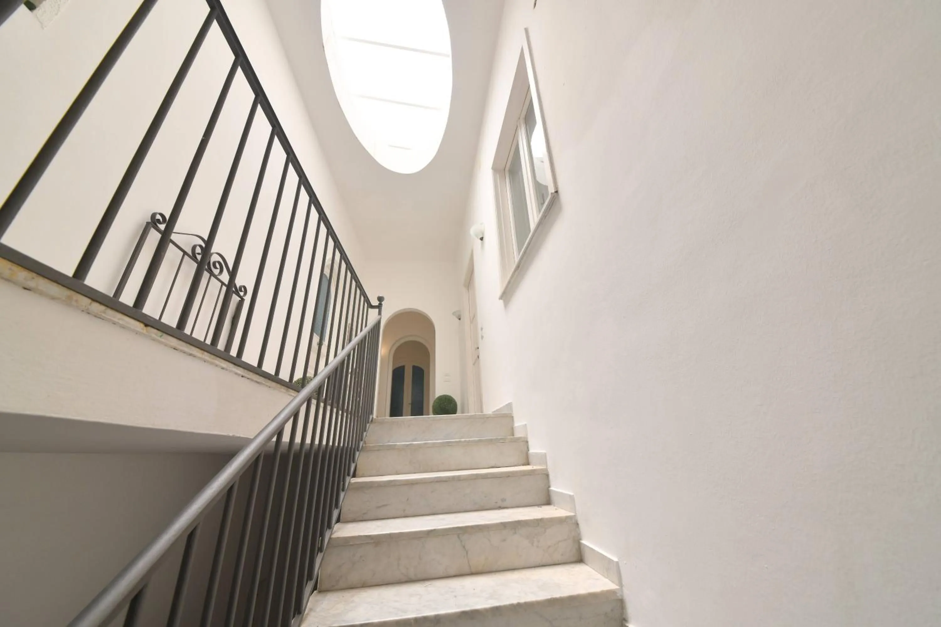 Queen Suite - Luxury Rooms