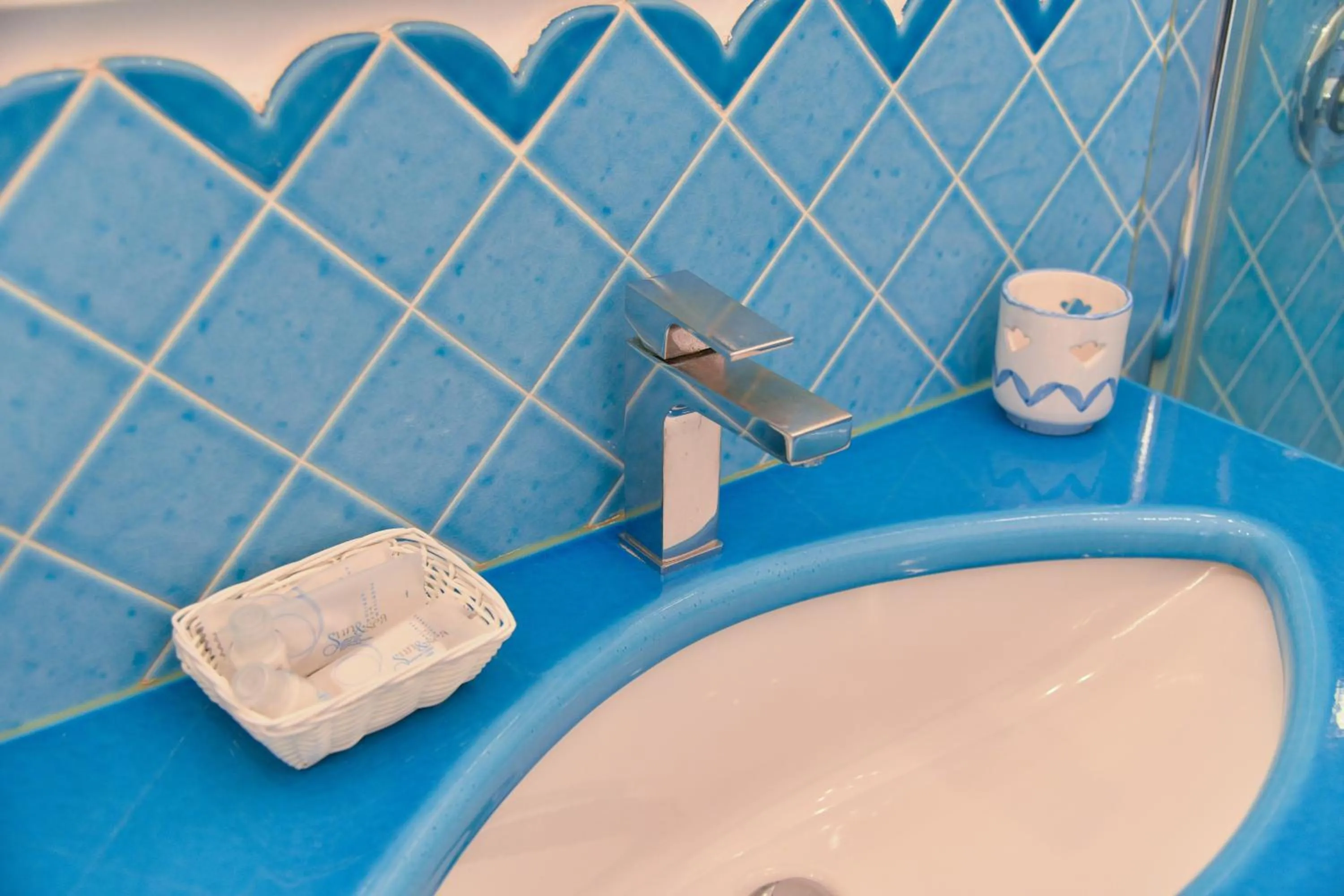 Queen Suite - Luxury Rooms