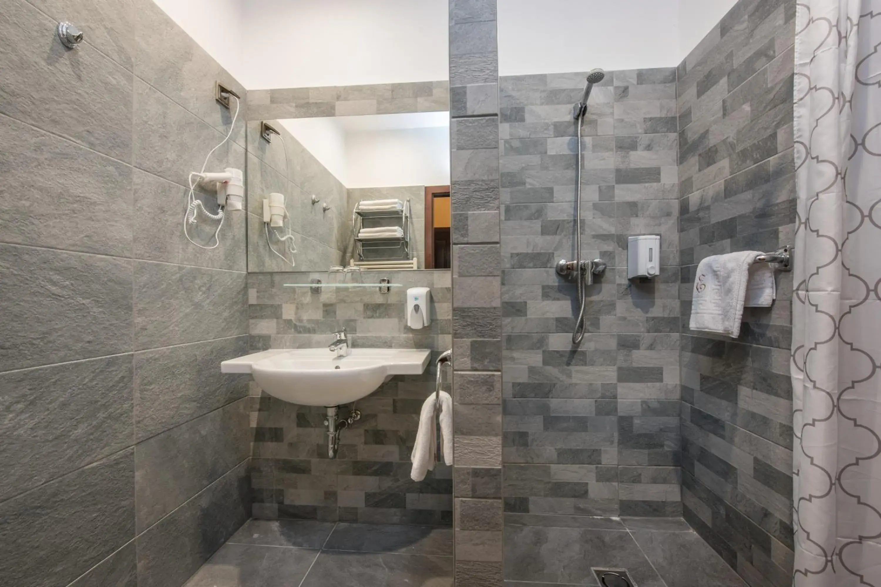 Erzsébet-wing, mezzanine family apartment for 4 people in Erzsébet Park Hotel Erzsébet-wing, mezzanine family apartment for 4 people in Erzsébet Park Hotel