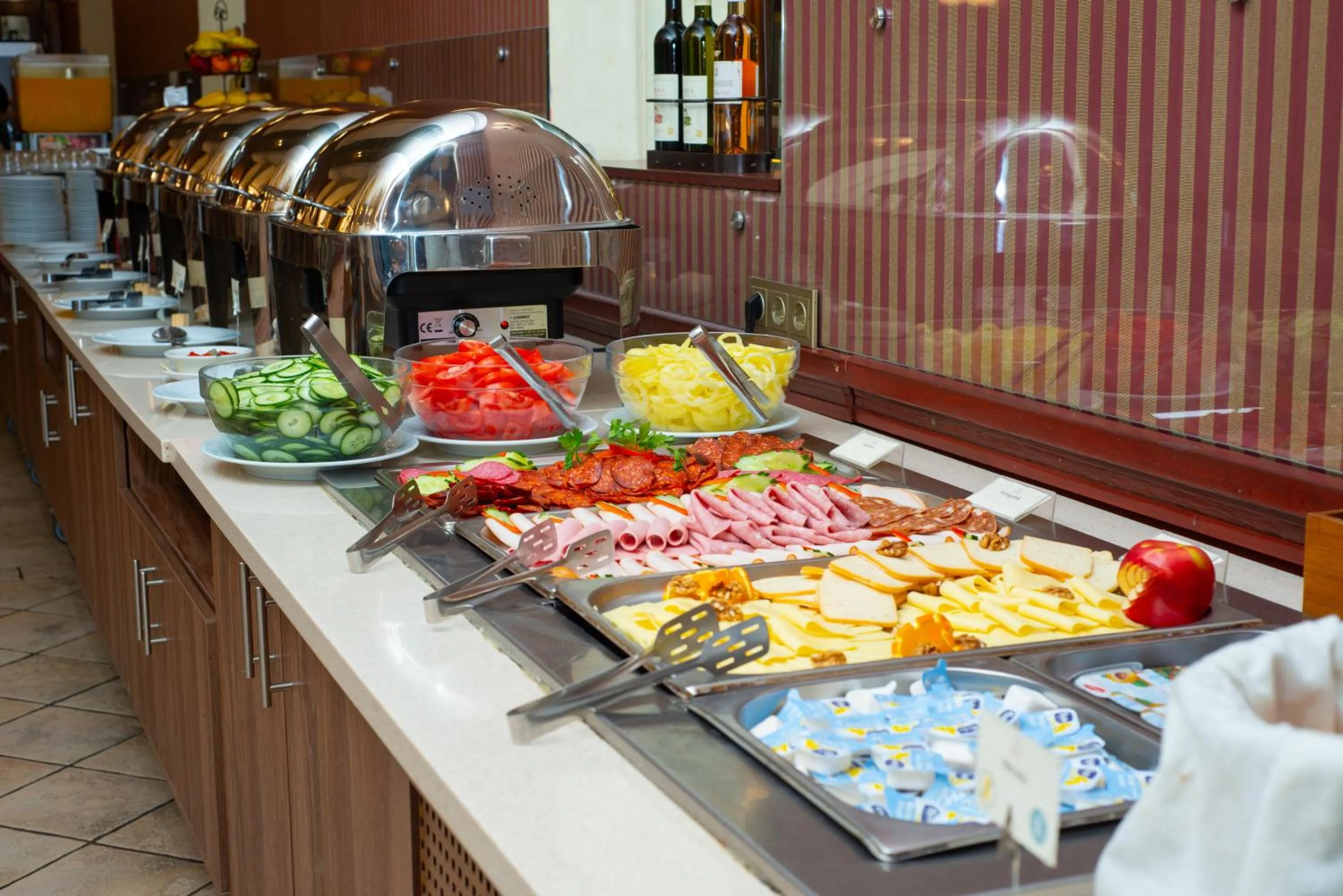 Restaurant/places to eat in Erzsébet Park Hotel