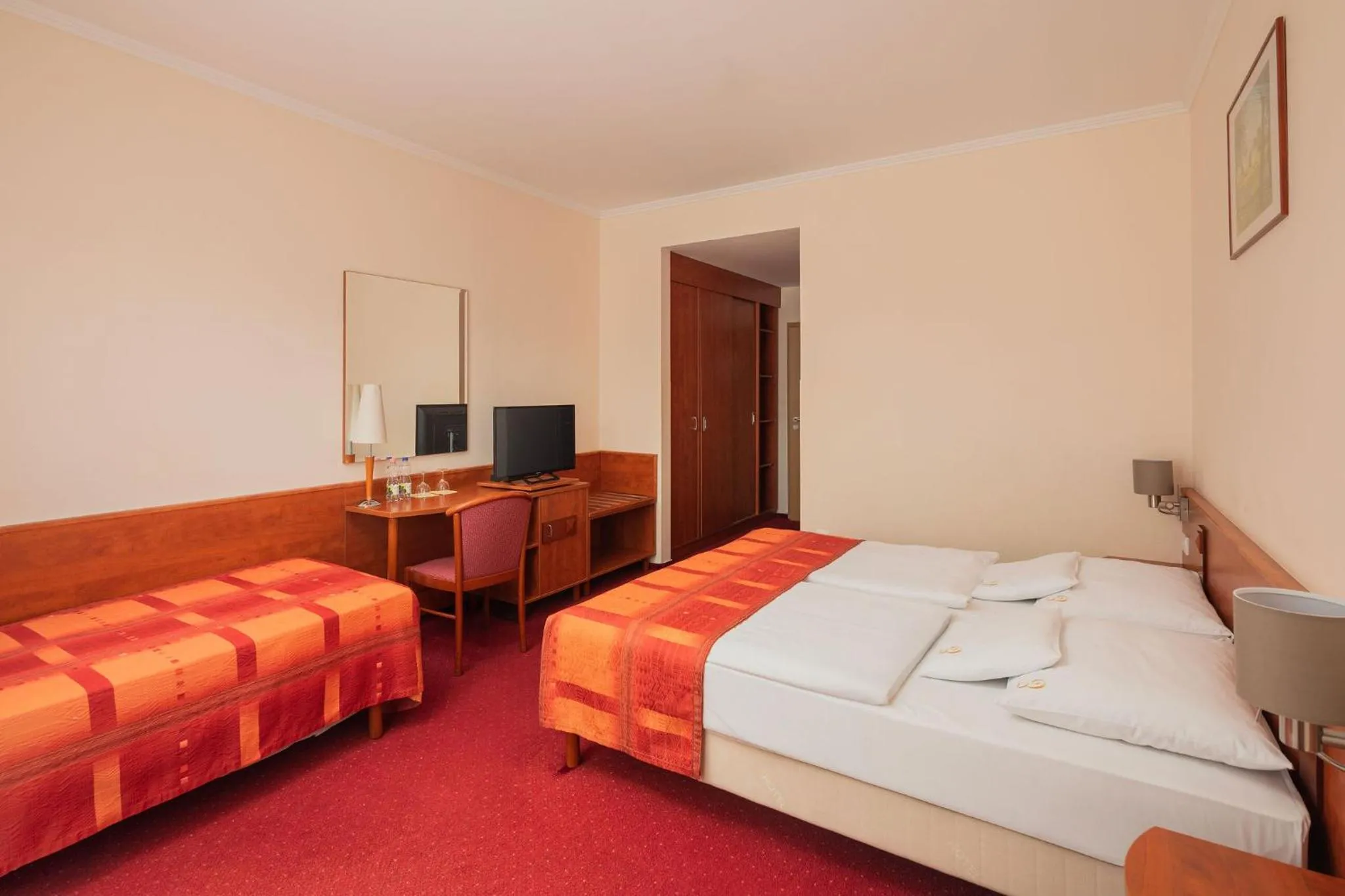 Bed in Erzsébet Park Hotel