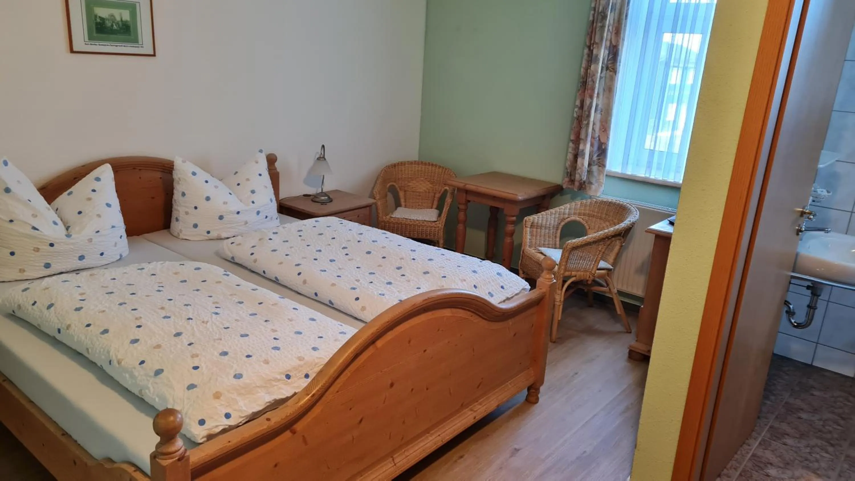 Photo of the whole room, Bed in Pension Breitenborn