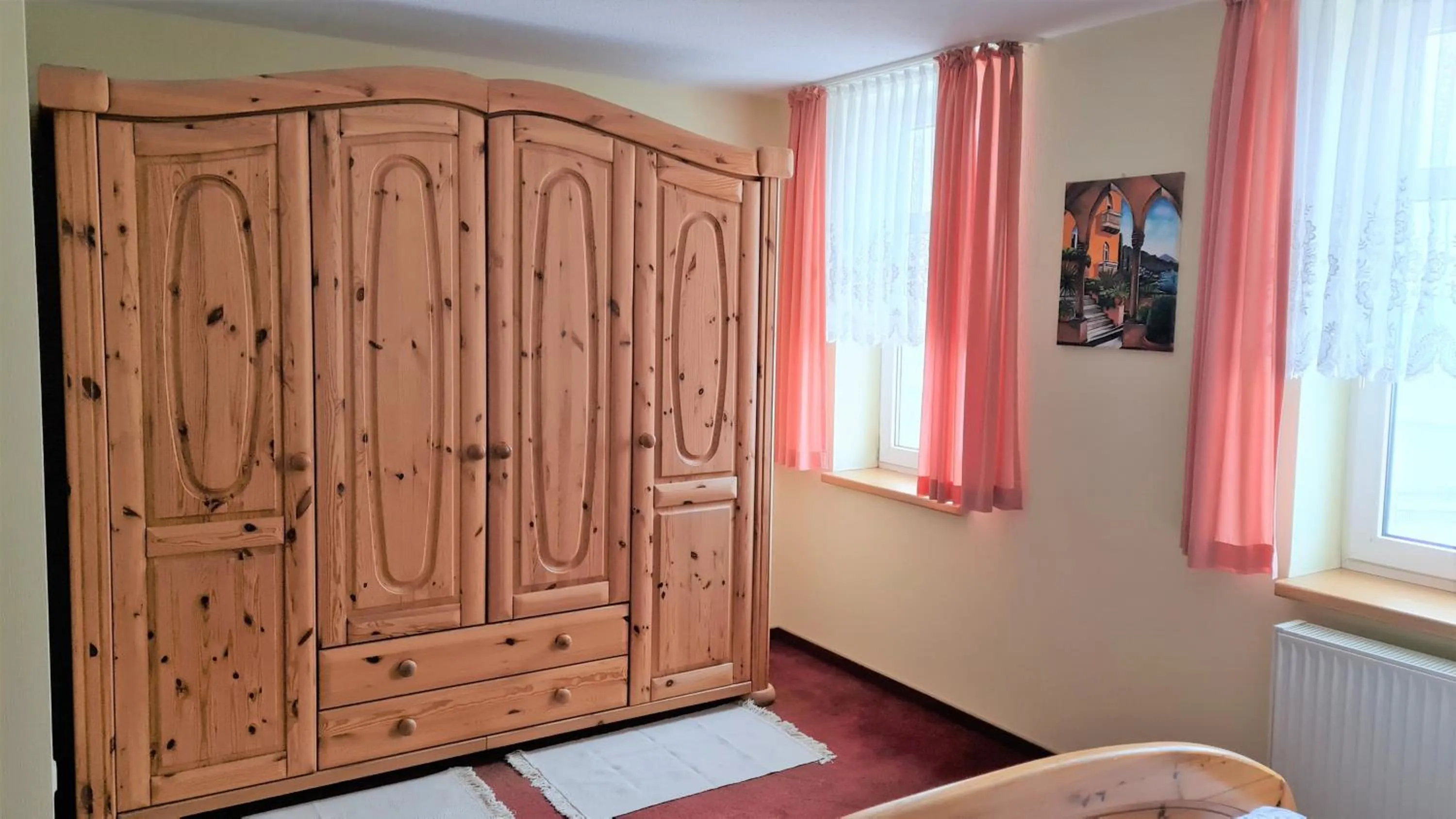 wardrobe in Pension Breitenborn