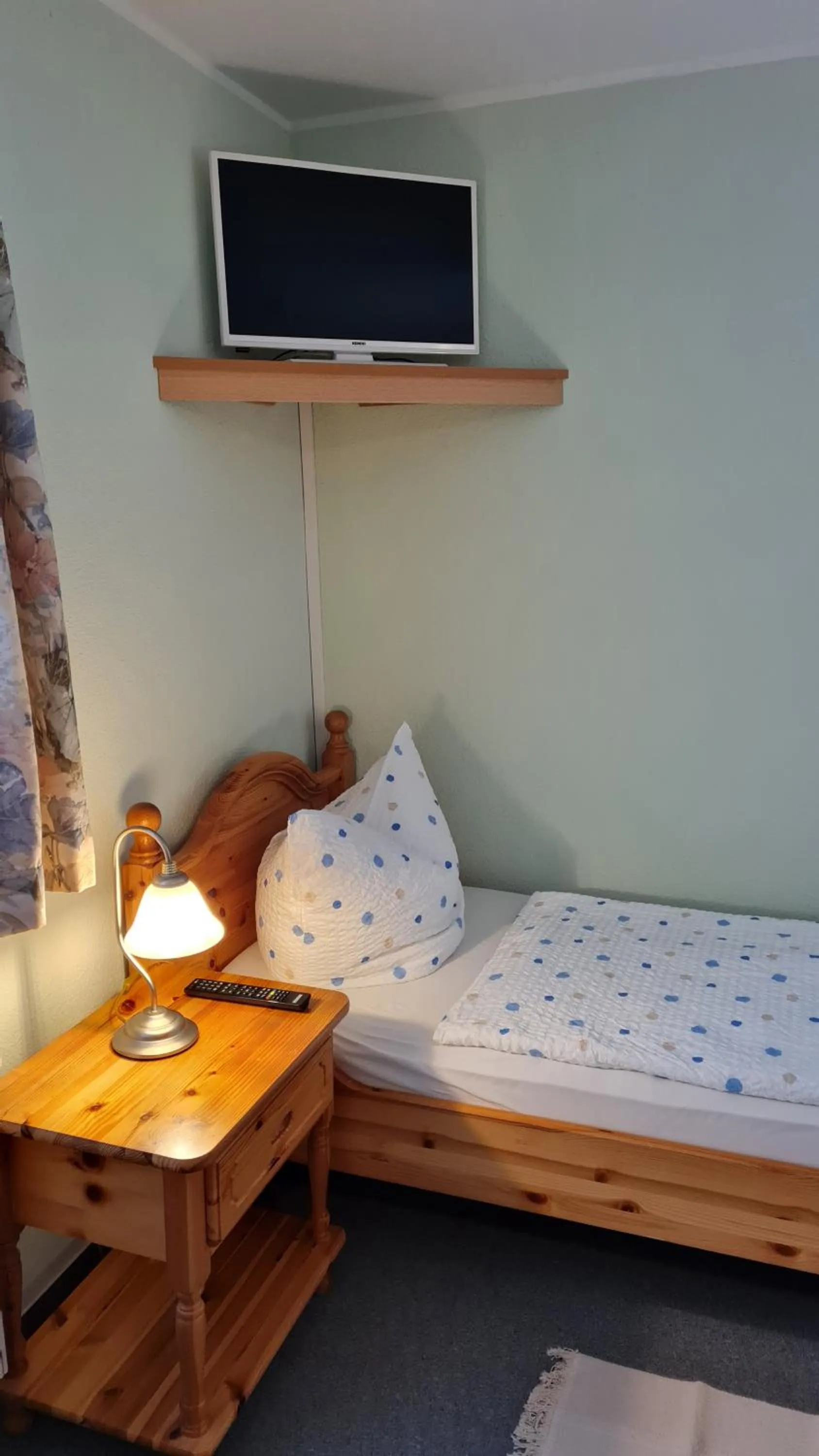 Photo of the whole room, Bed in Pension Breitenborn