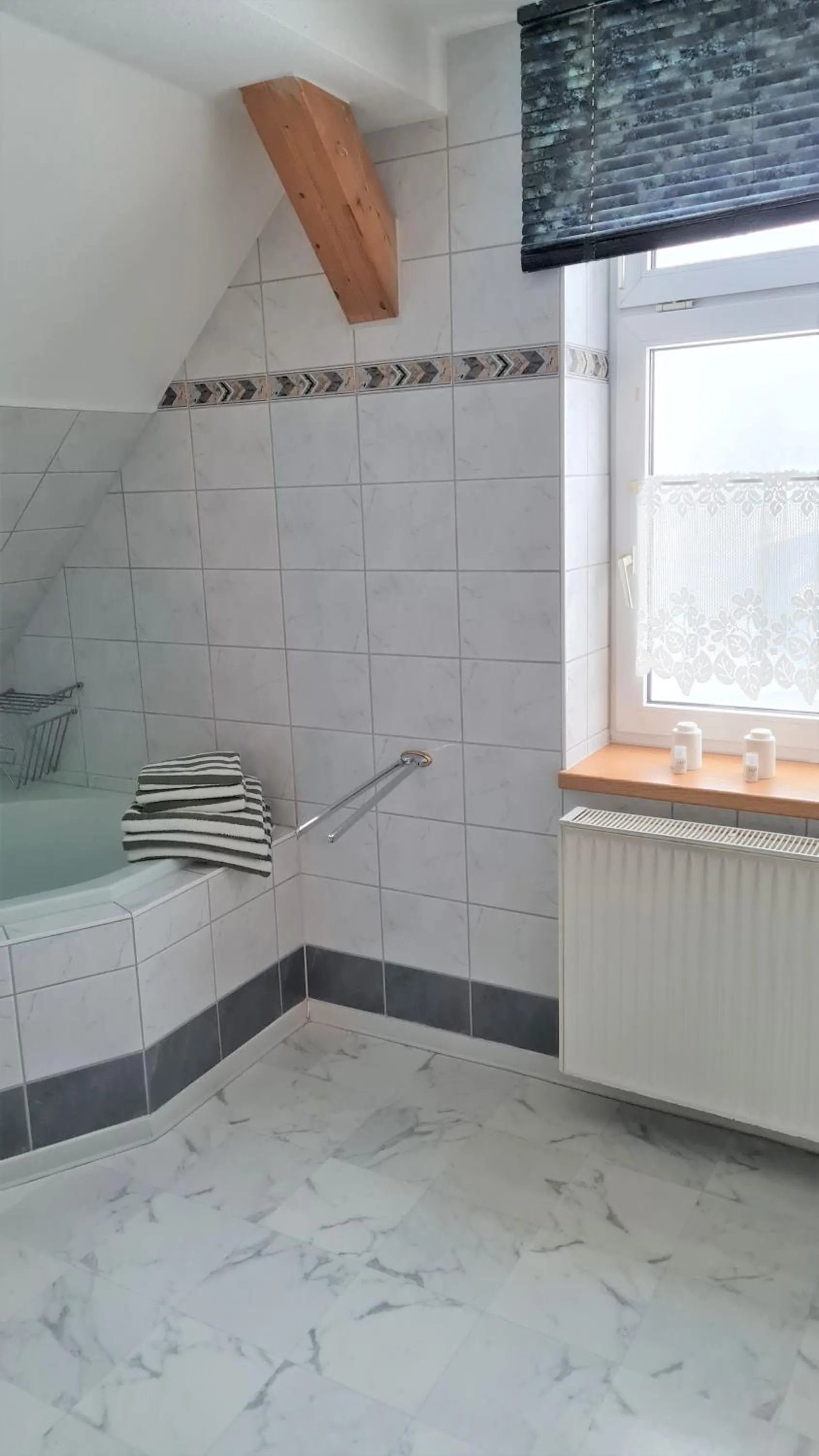 Bath in Pension Breitenborn