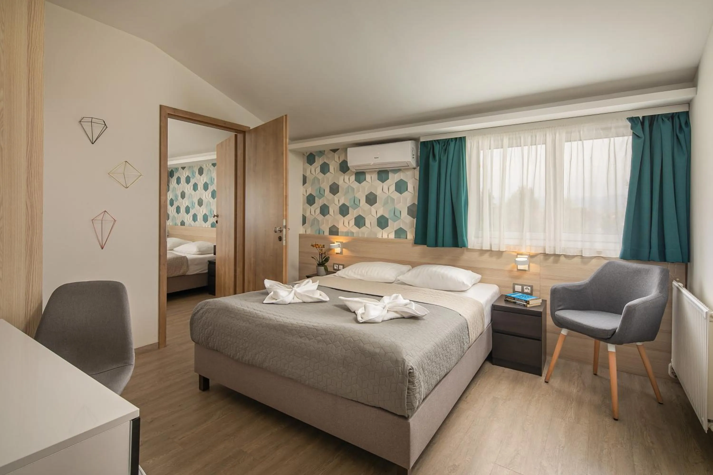 Photo of the whole room in Kristály Hotel