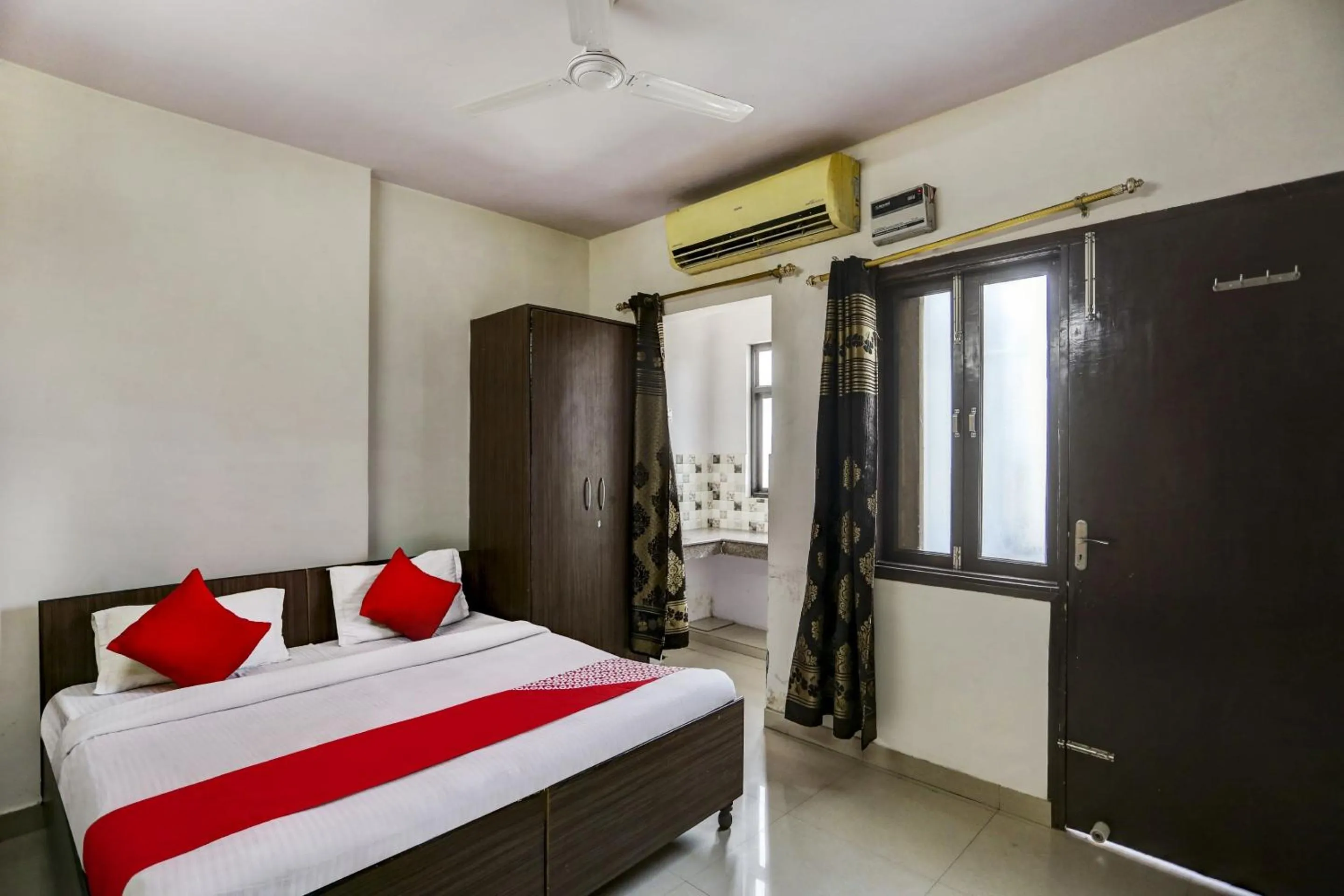 Bedroom, Bed in Super Hotel O Blissbourn