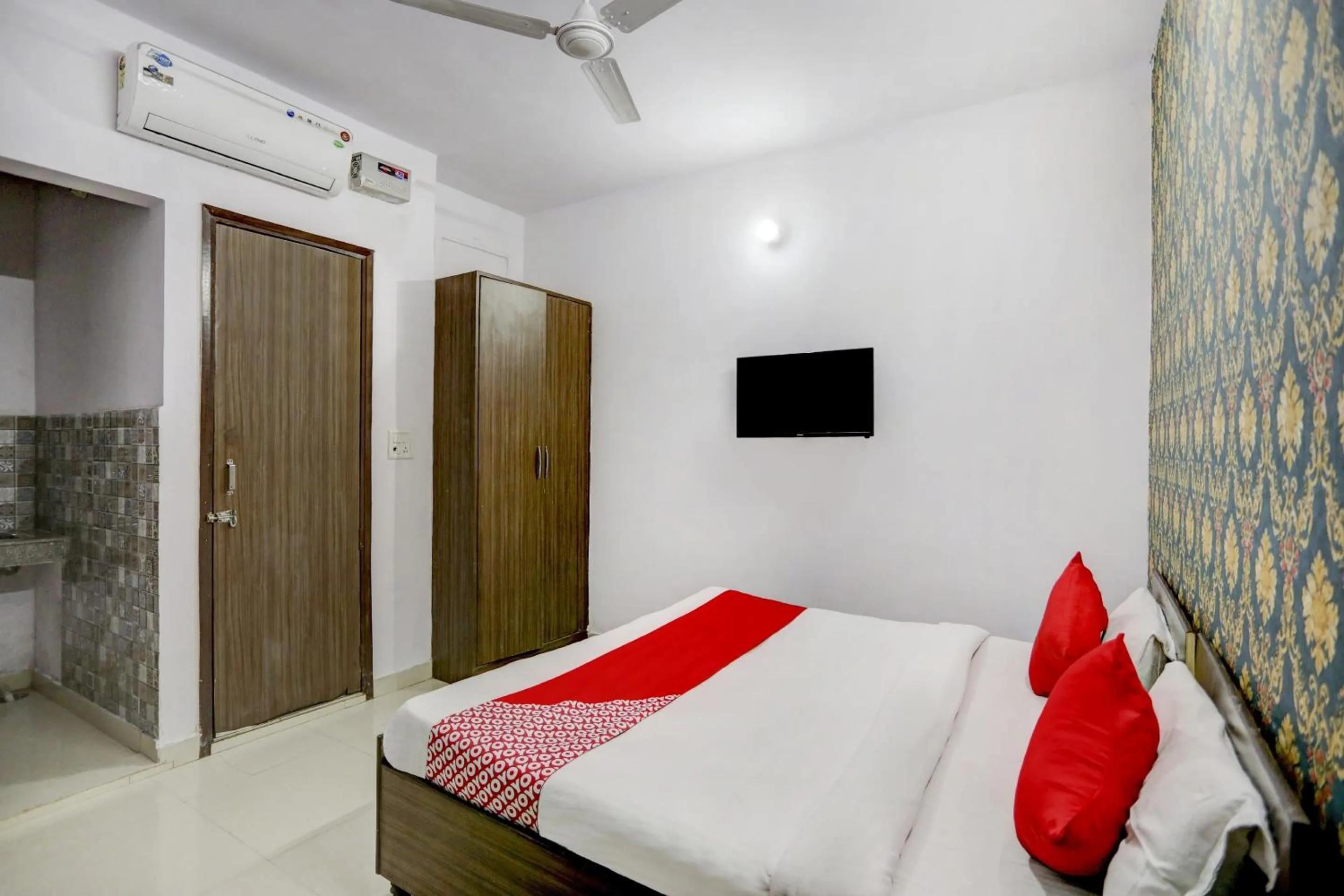 Bedroom, Bed in Super Hotel O Blissbourn