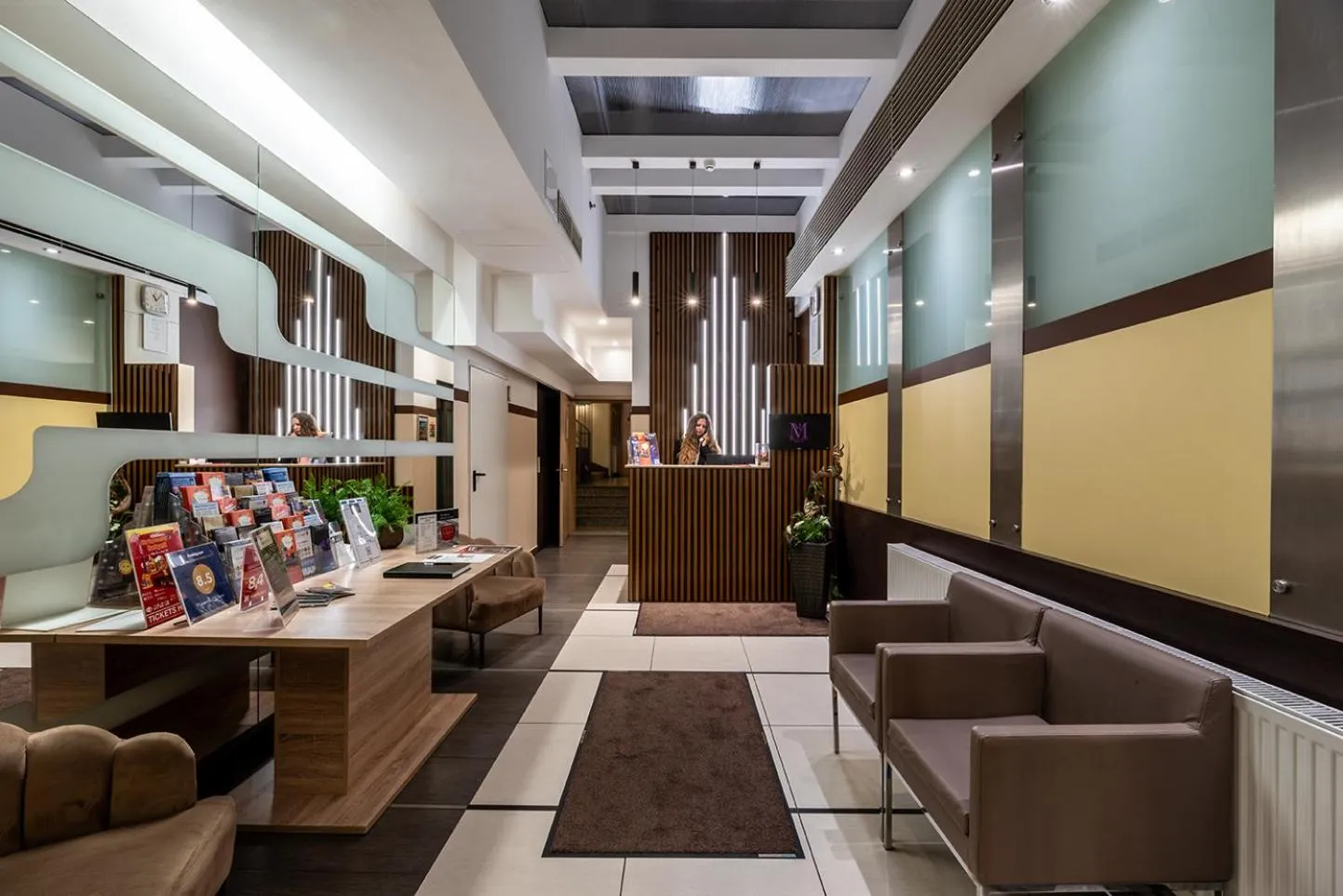 Lobby or reception in Promenade City Hotel